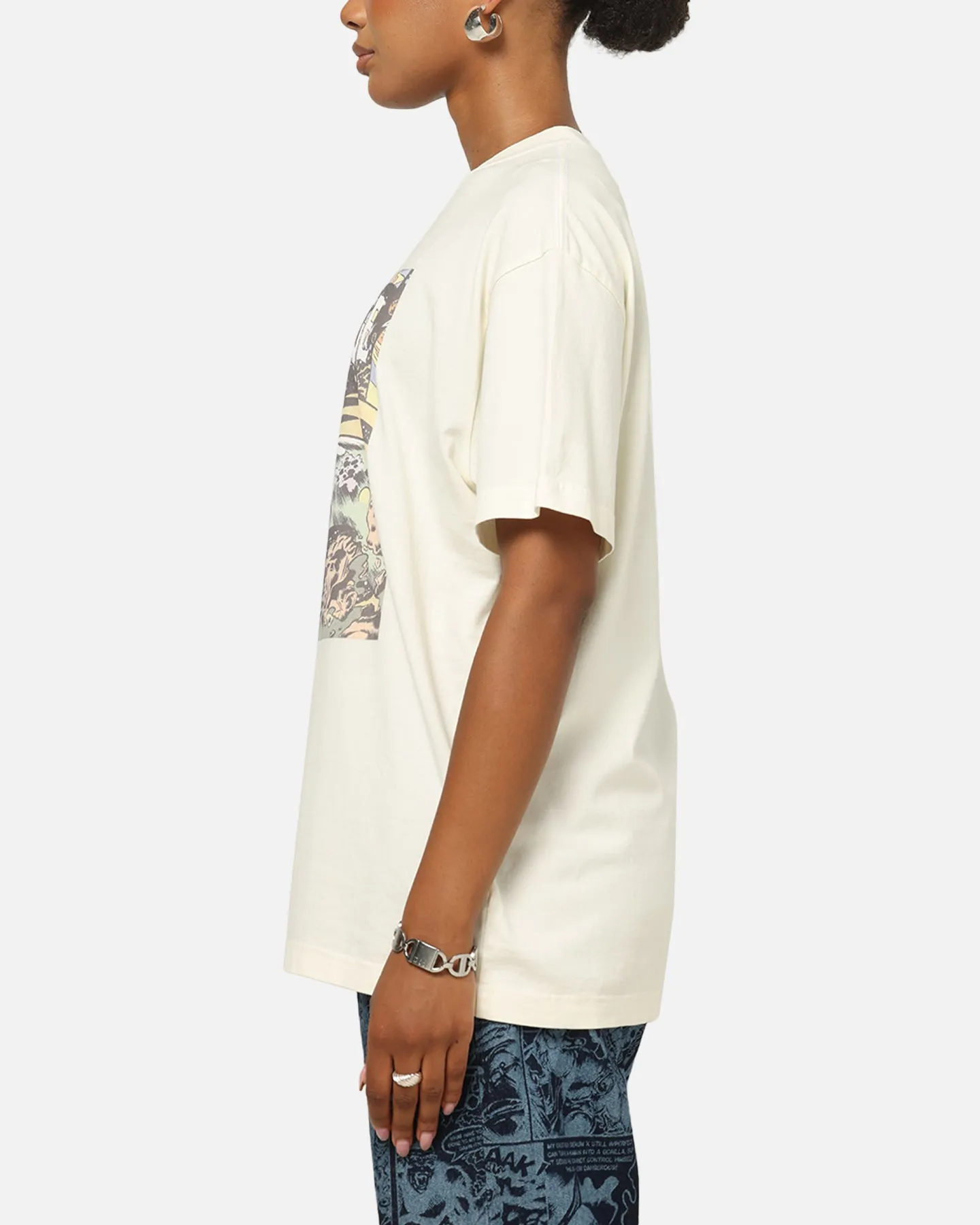X-Large Comic T-Shirt Off White sold by Culture Kings product image thumbnail 5