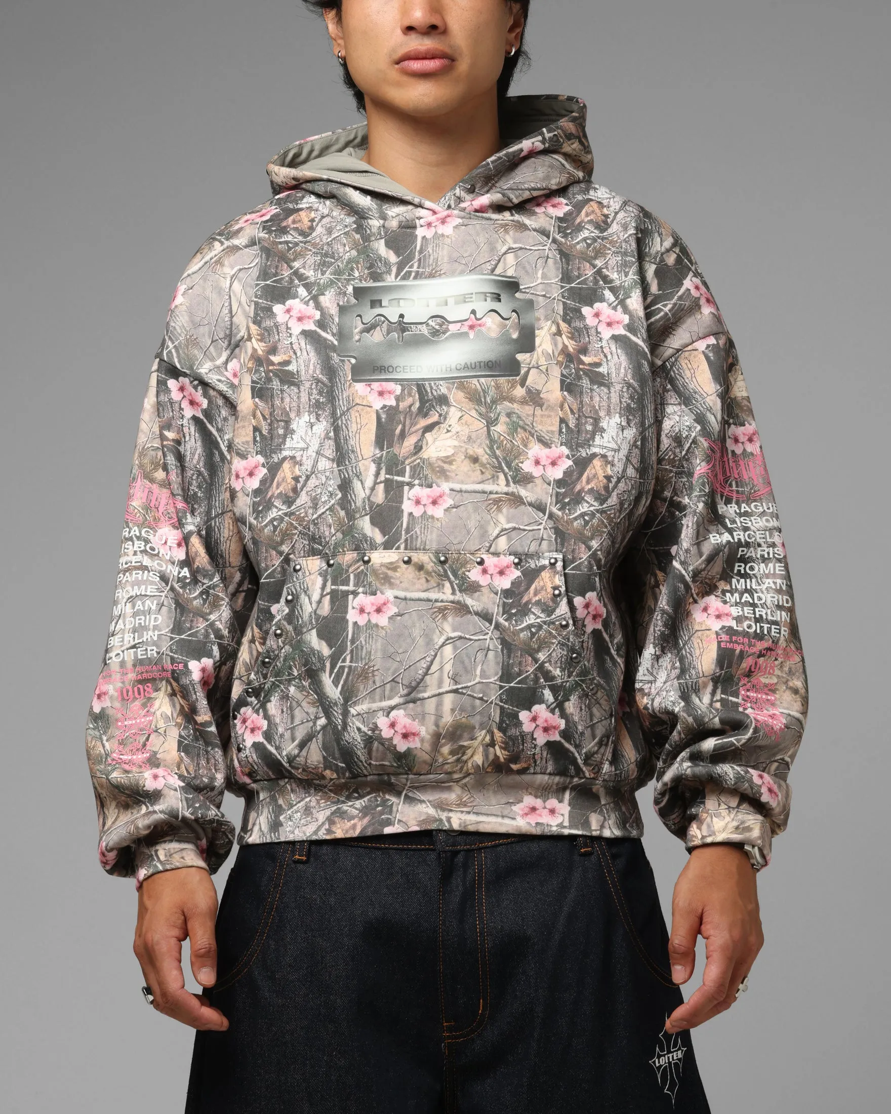 Loiter Blade Hoodie Real Tree/Pink sold by Culture Kings product image thumbnail 2
