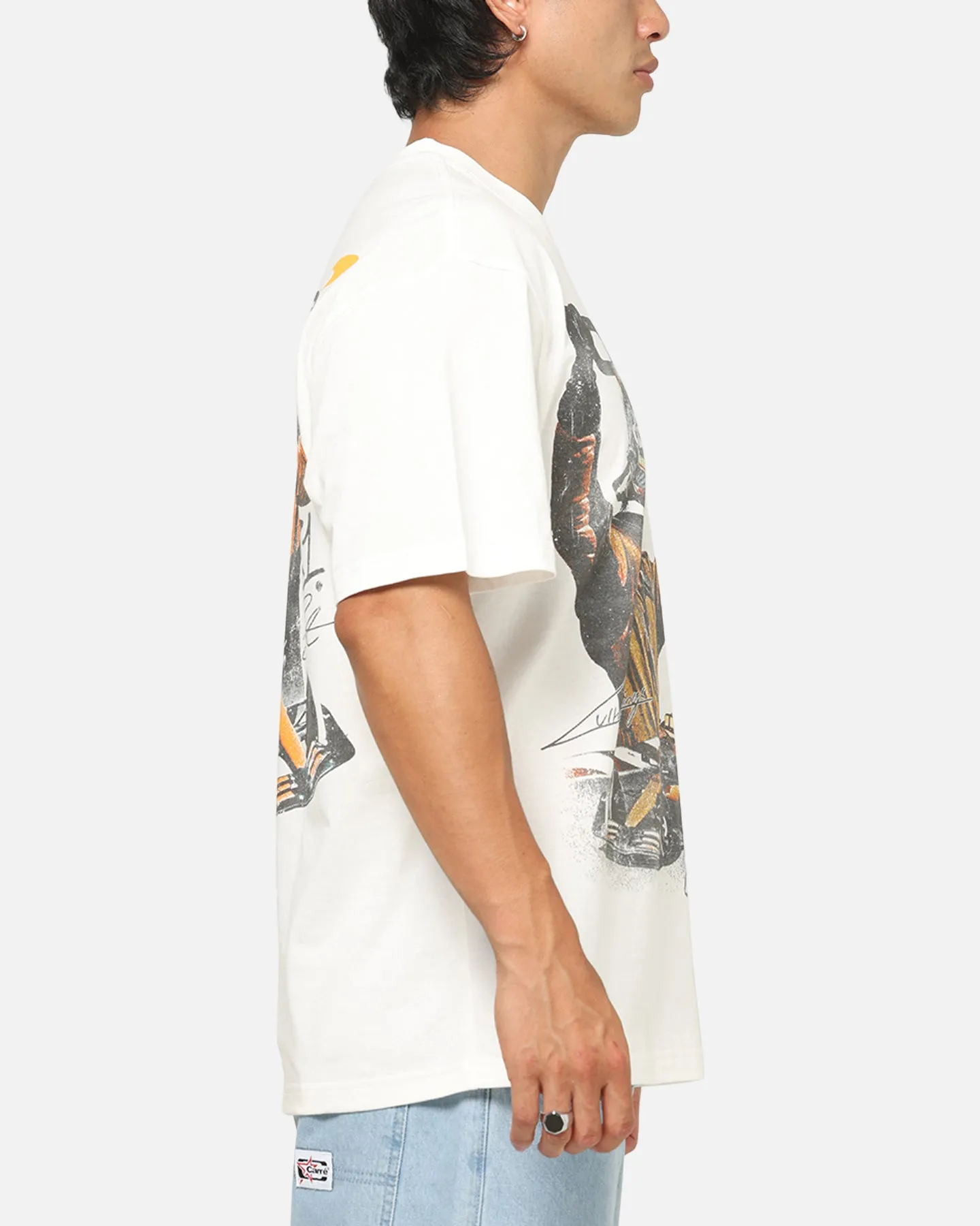 Mitchell & Ness X Mclaren Piastri Victory T-Shirt Vintage White sold by Culture Kings product image thumbnail 5