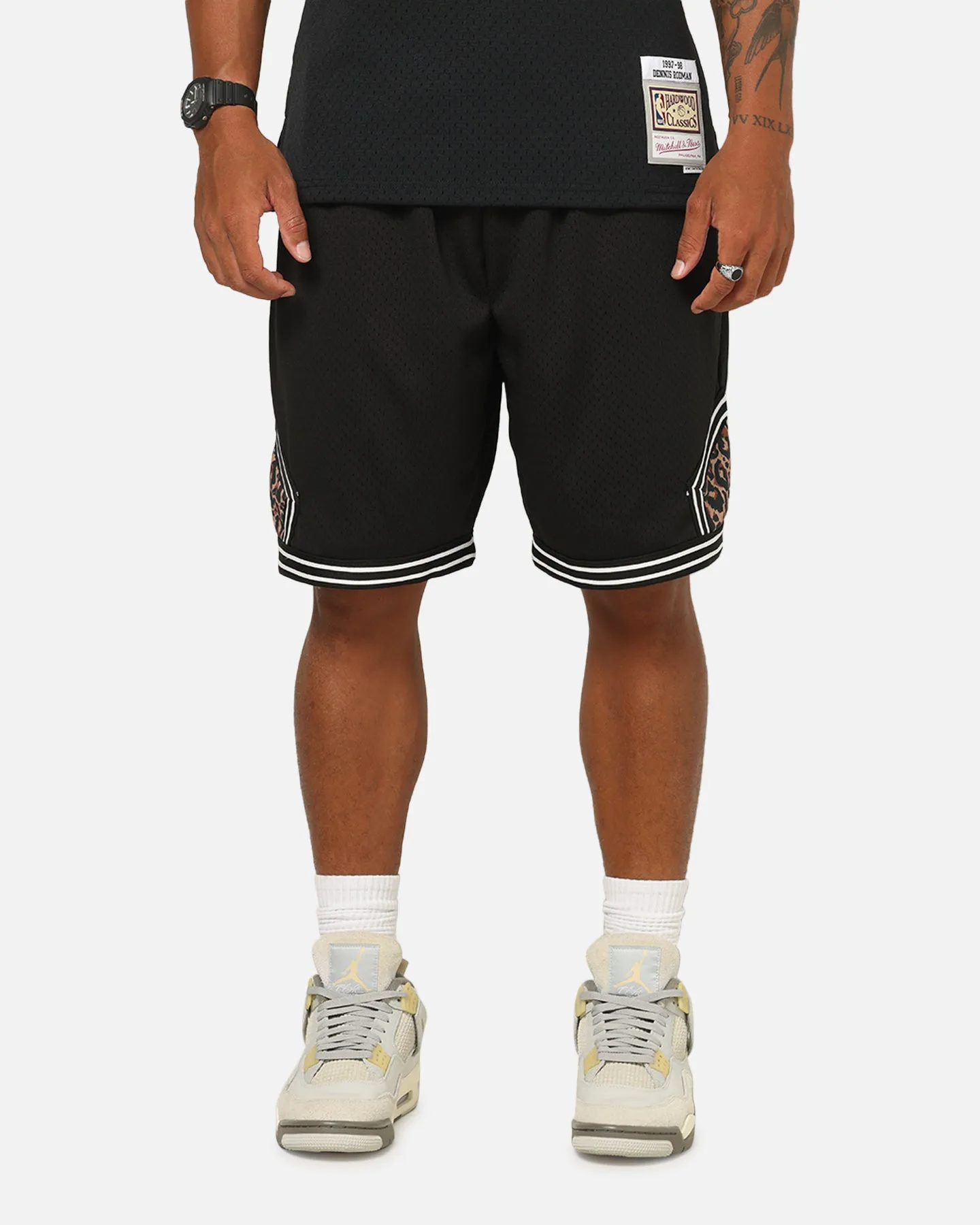 Mitchell & Ness NBA Leopard Diamond Shorts Black/Leopard sold by Culture Kings product image thumbnail 5