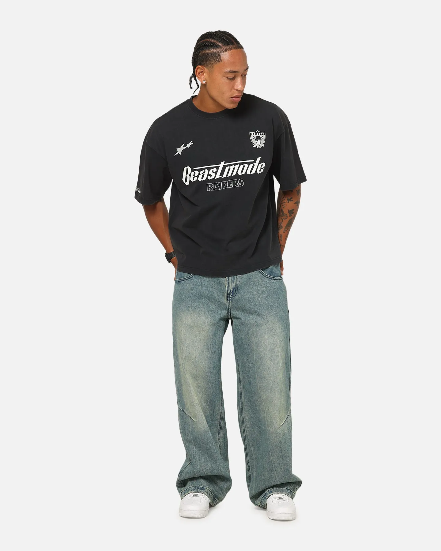 Mitchell & Ness Las Vegas Raiders Star Beastmode Boxy T-Shirt Black sold by Culture Kings product image thumbnail 3