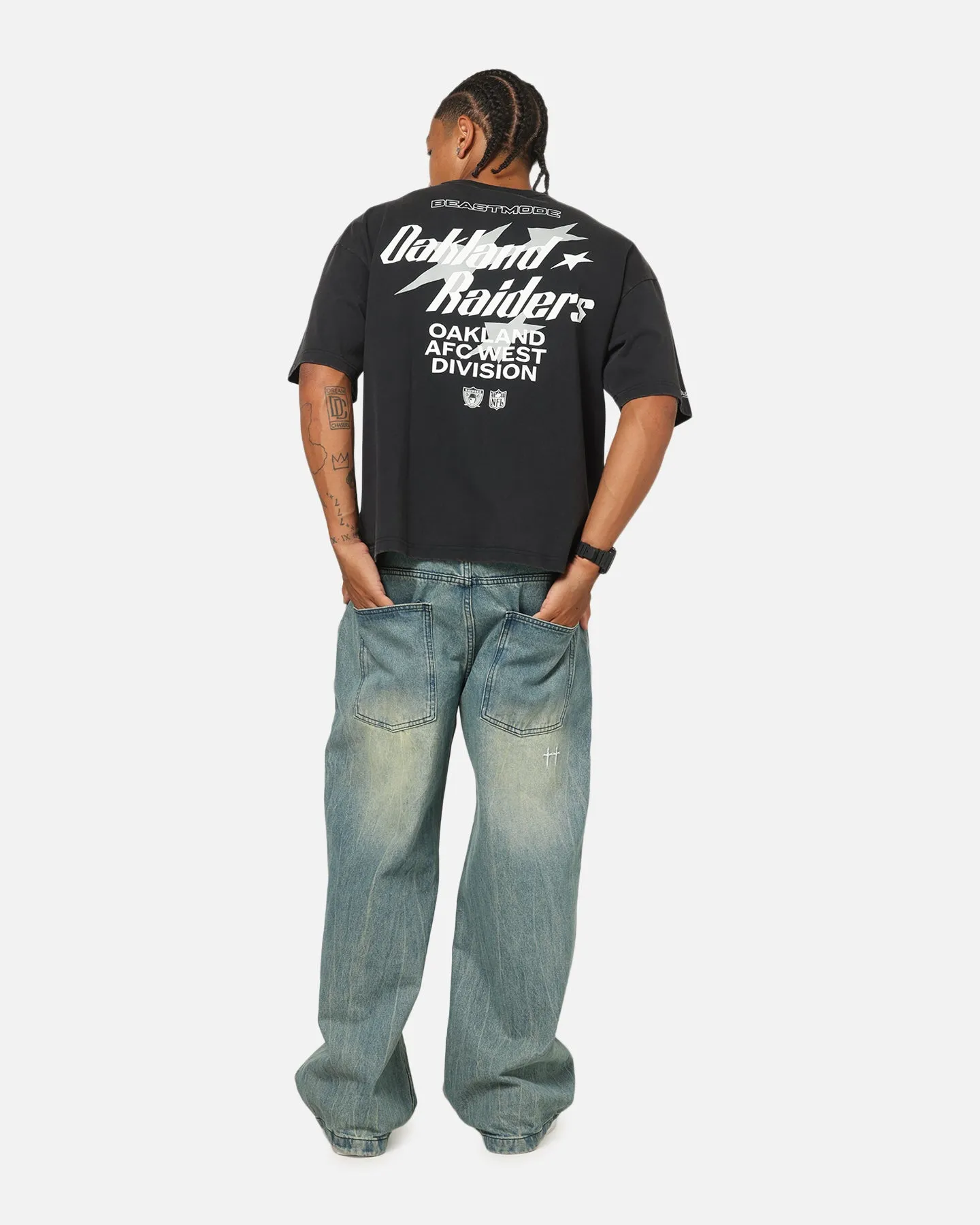 Mitchell & Ness Las Vegas Raiders Star Beastmode Boxy T-Shirt Black sold by Culture Kings product image thumbnail 4