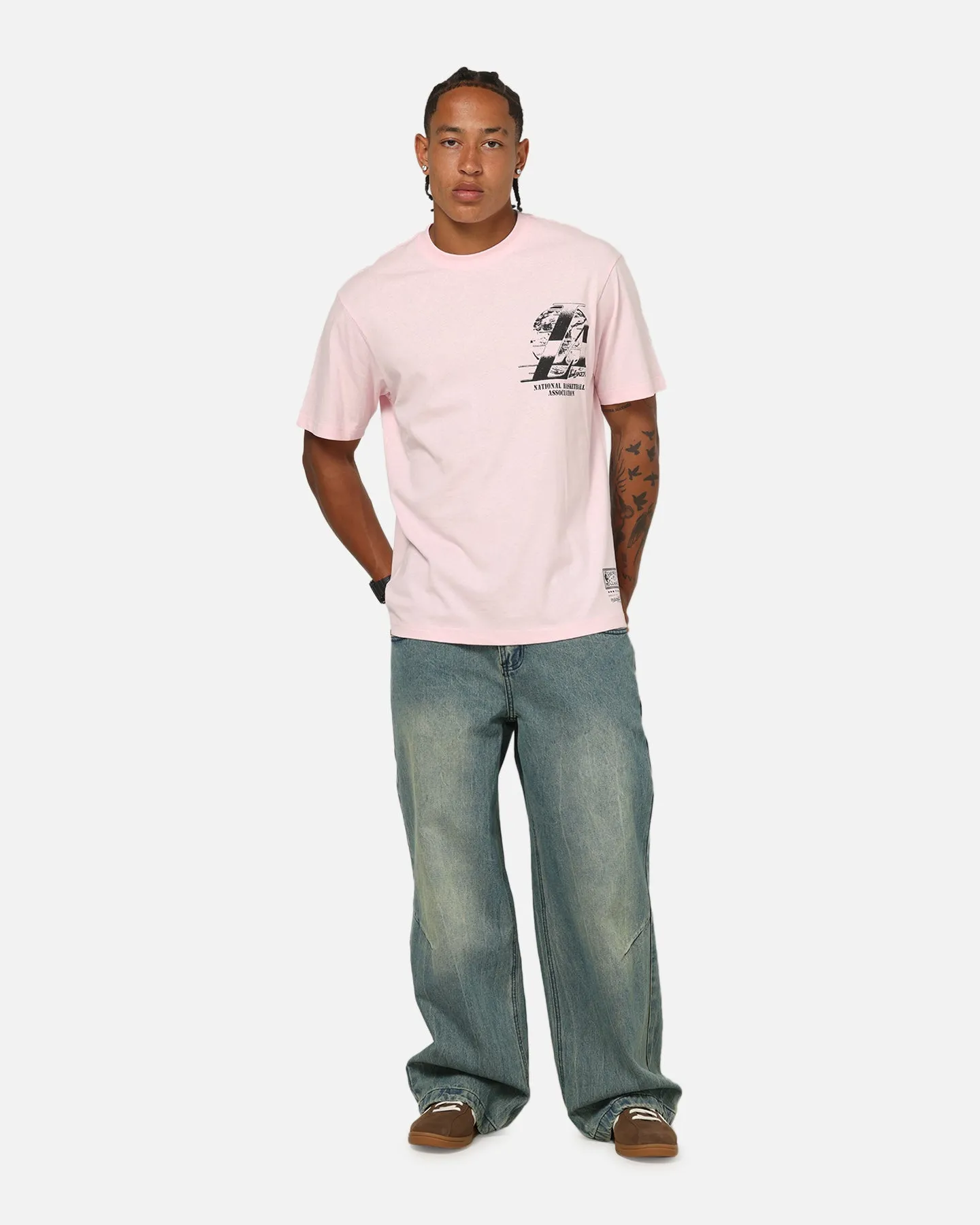 Mitchell & Ness Los Angeles Lakers Champ Chrome T-Shirt Pink sold by Culture Kings product image thumbnail 4