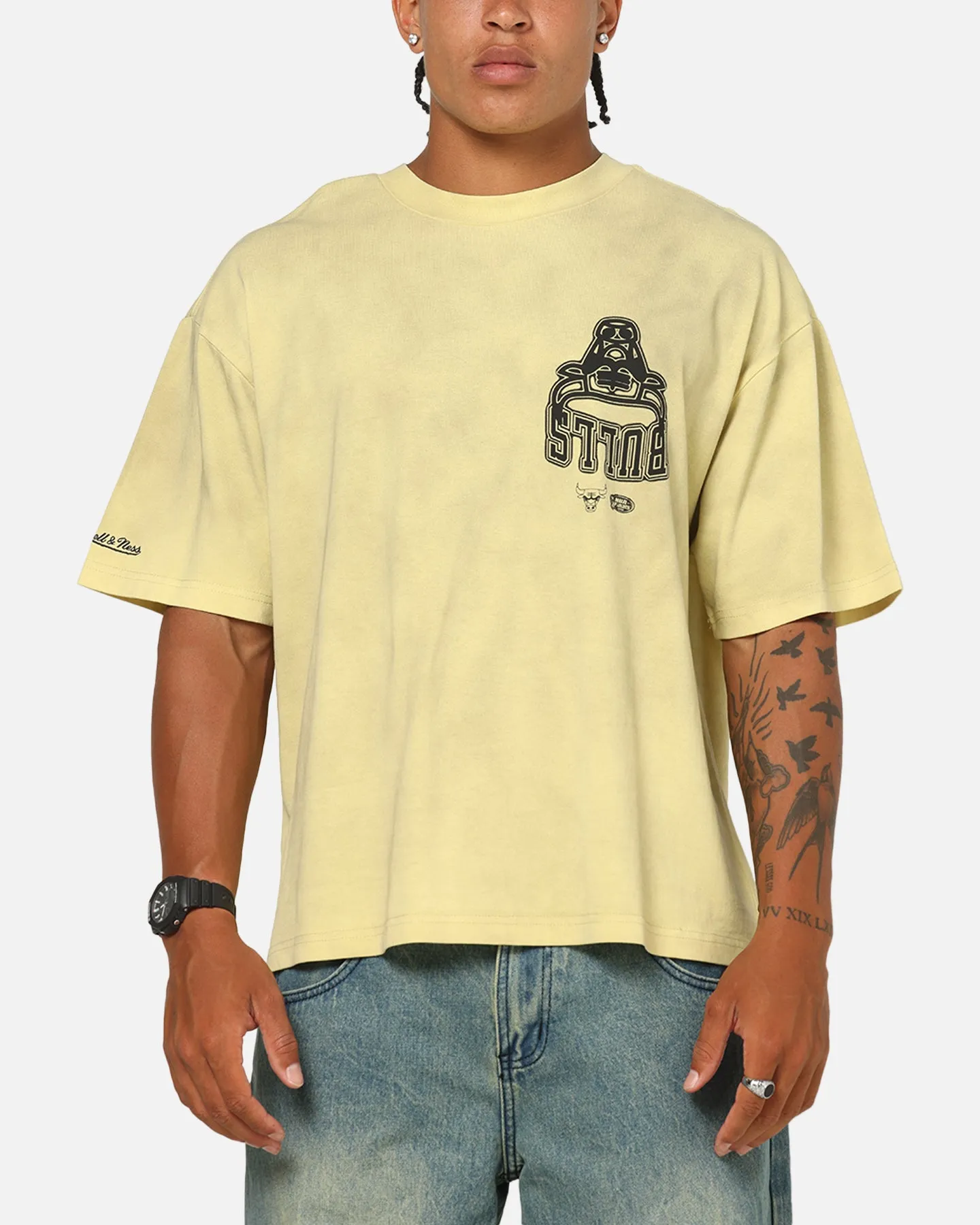 Mitchell & Ness Chicago Bulls Worldwide T-Shirt Chartruese sold by Culture Kings product image thumbnail 2