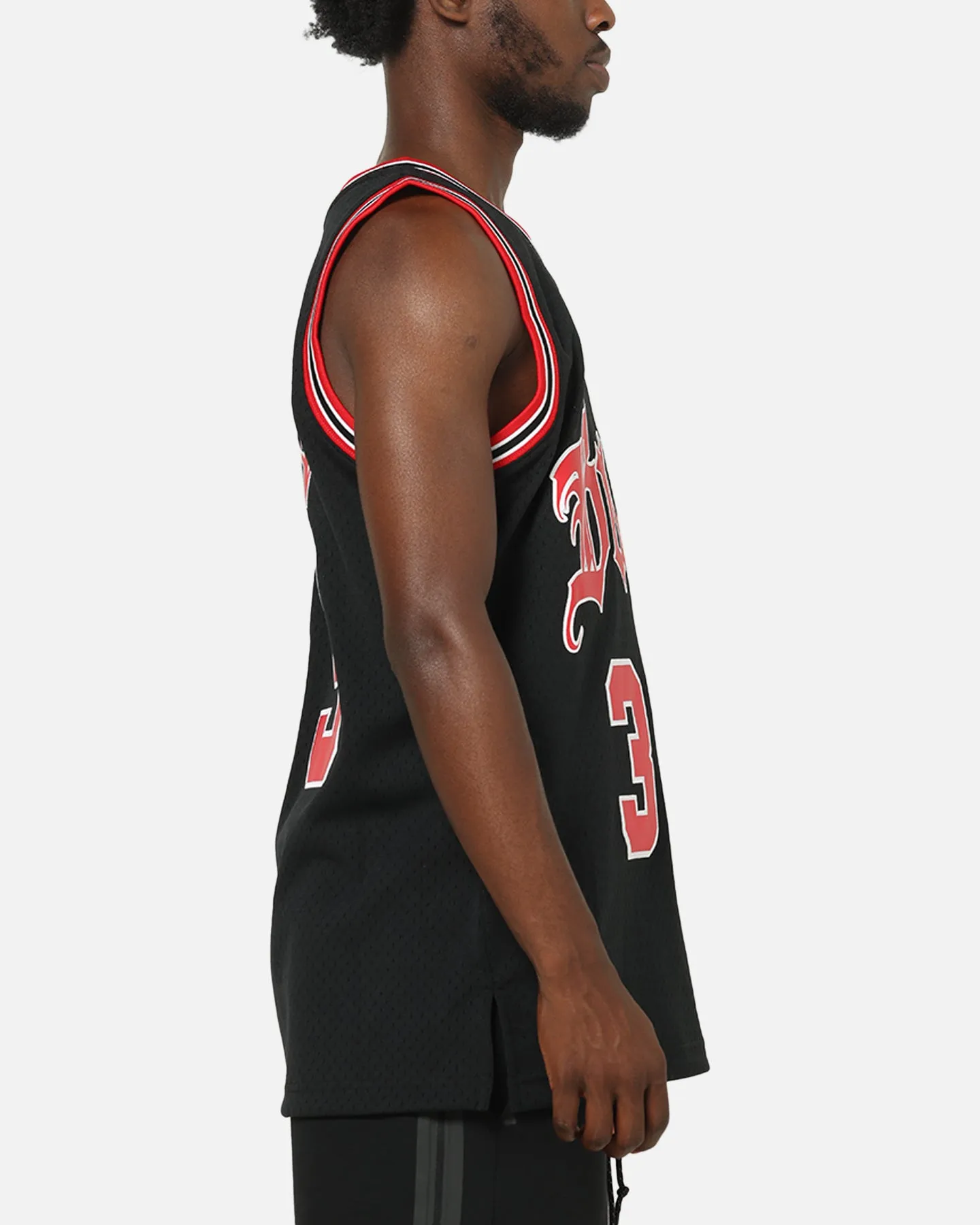 Mitchell & Ness Chicago Bulls Scottie Pippen Gothic Swing Jersey Black sold by Culture Kings product image thumbnail 5