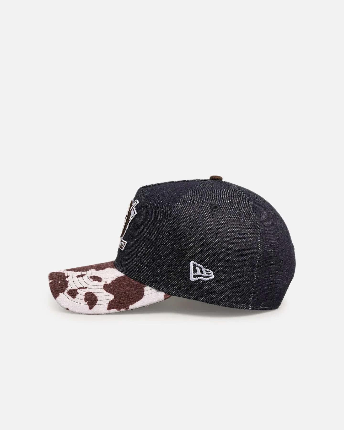 New Era Anaheim Ducks 'Denim Cowhide' 9FORTY A-Frame Snapback Navy sold by Culture Kings product image thumbnail 4