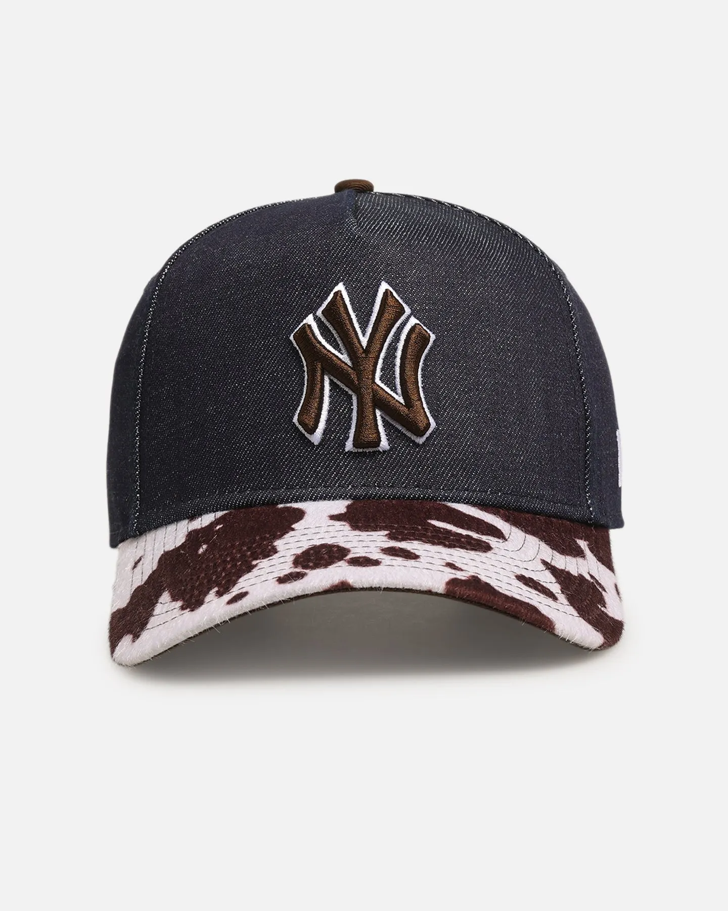 New Era New York Yankees 'Denim Cowhide' 9FORTY A-Frame Snapback Navy sold by Culture Kings