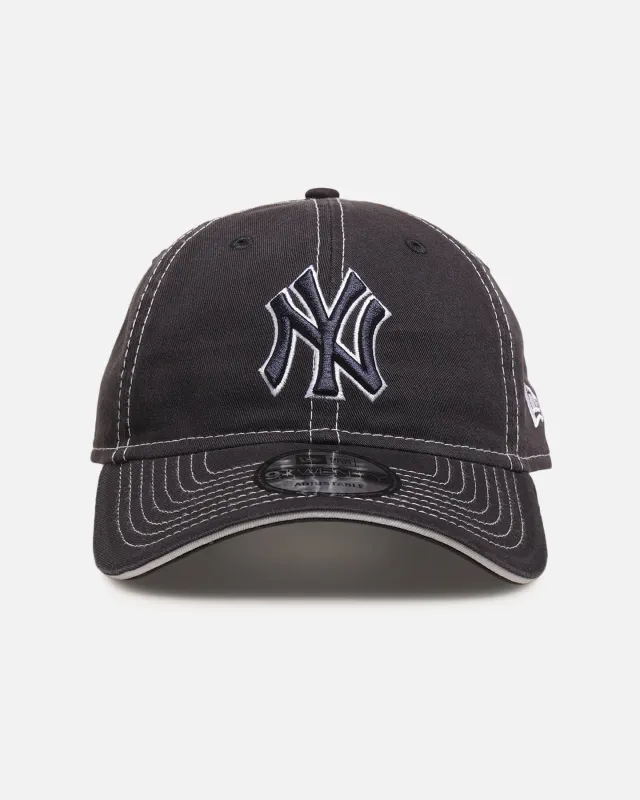 New Era New York Yankees 'Contrast Stitch' 9TWENTY Strapback Official Team Colour sold by Culture Kings