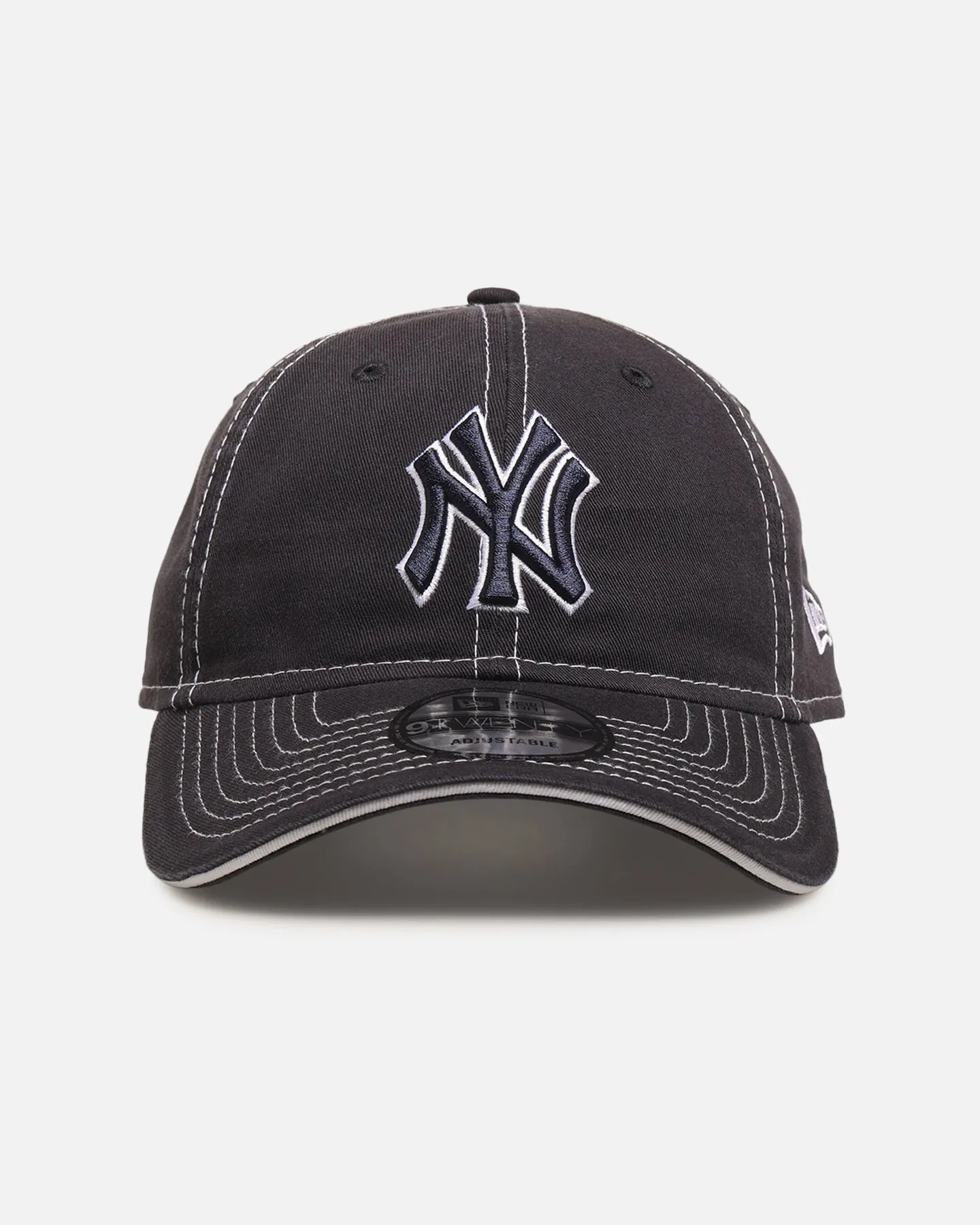 New Era New York Yankees 'Contrast Stitch' 9TWENTY Strapback Official Team Colour sold by Culture Kings