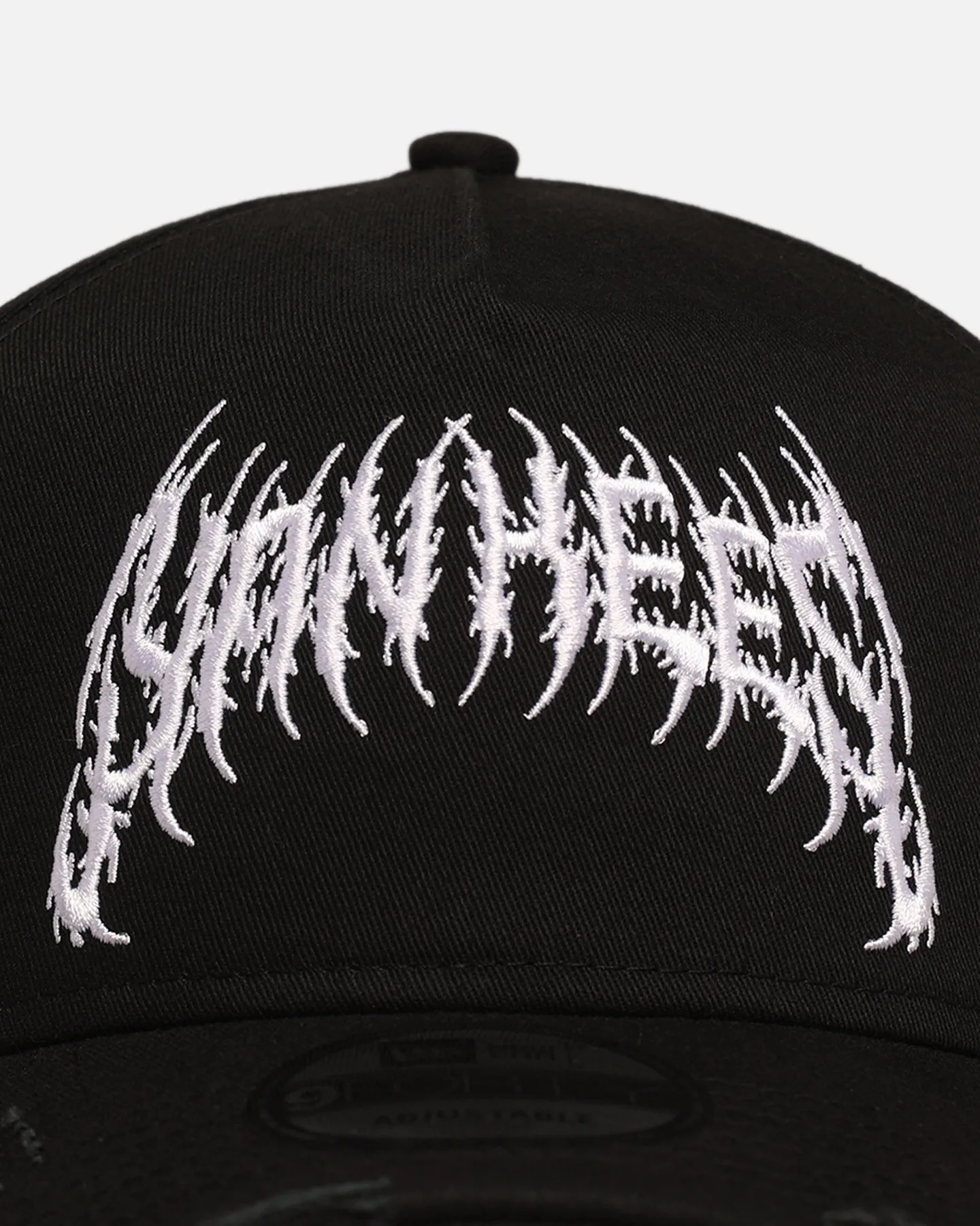 New Era New York Yankees 'Hardcore Arch' 9FORTY A-Frame Snapback Black/White sold by Culture Kings product image thumbnail 5