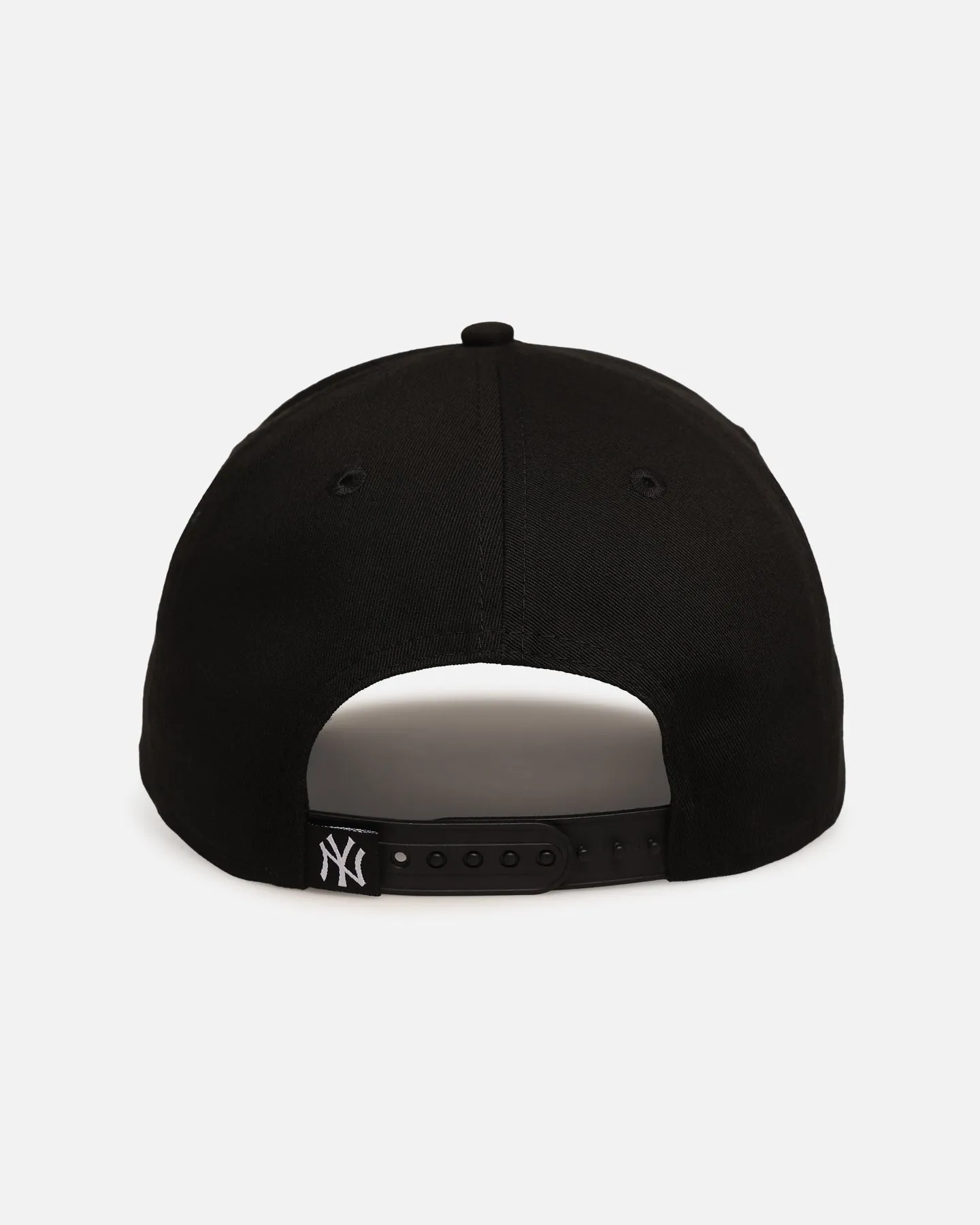 New Era New York Yankees 'Hardcore Arch' 9FORTY A-Frame Snapback Black/White sold by Culture Kings product image thumbnail 2