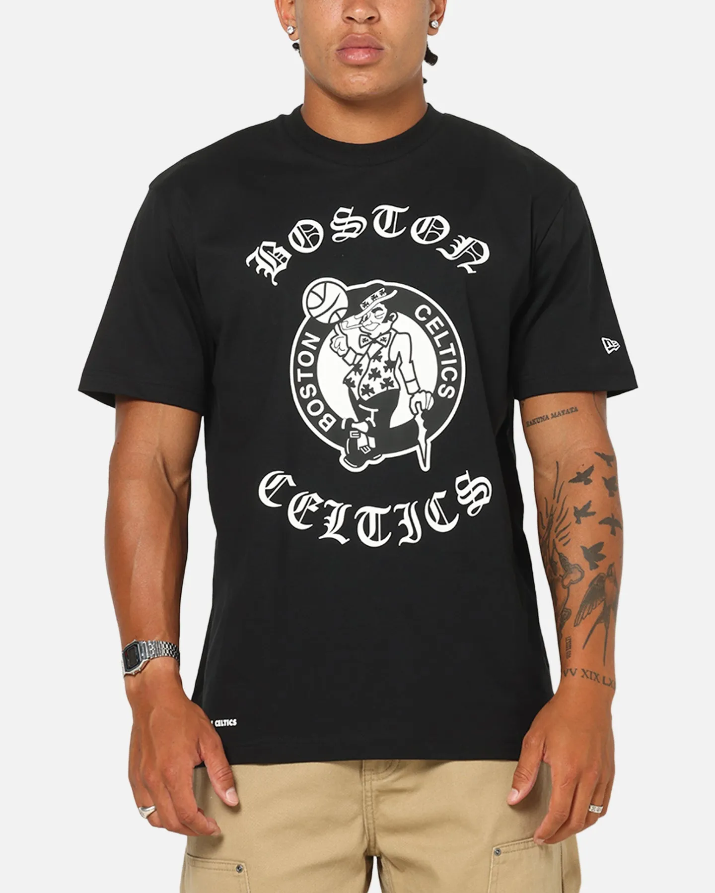 New Era Boston Celtics Gothic Oversized T-Shirt Black sold by Culture Kings