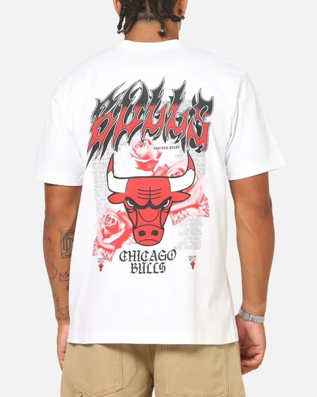 New Era Chicago Bulls Rose Oversized T-Shirt White sold by Culture Kings