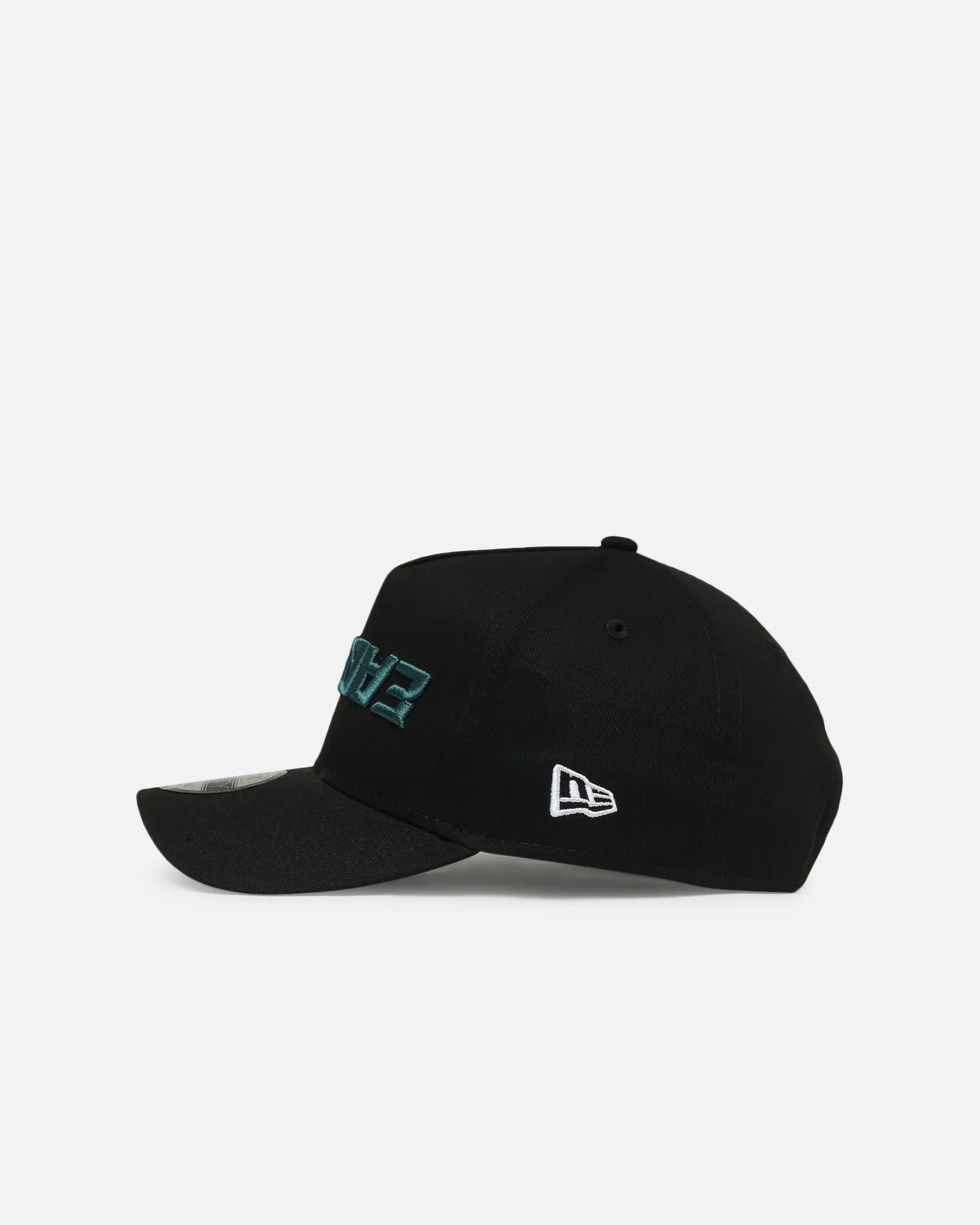 New Era Philadelphia Eagles 'Upside Down Logo' 9FORTY A-Frame Snapback Black sold by Culture Kings product image thumbnail 4