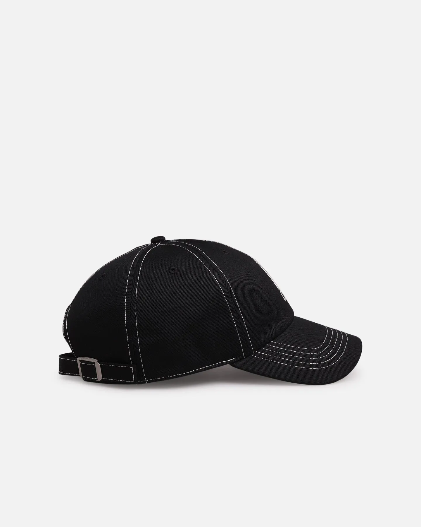 47 Brand Liverpool Football Club 'Contrast Stitch' 47 Clean Up Strapback Black/Bone sold by Culture Kings product image thumbnail 3