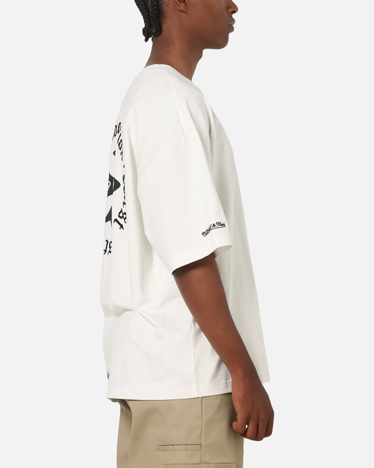 Mitchell & Ness Las Vegas Raiders Nation T-Shirt Vintage White sold by Culture Kings product image thumbnail 5