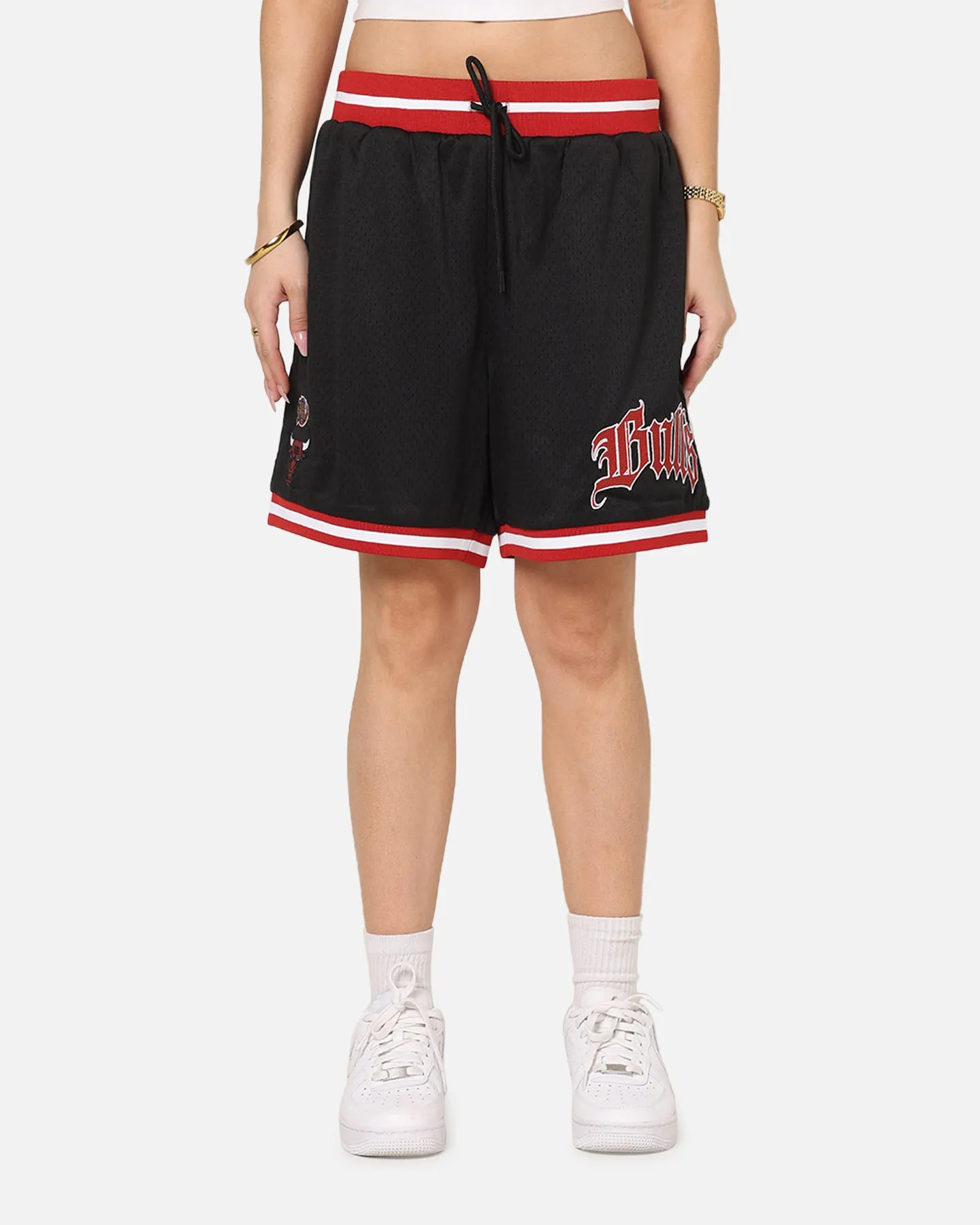 Mitchell & Ness Chicago Bulls Gothic Shorts Black sold by Culture Kings product image thumbnail 5