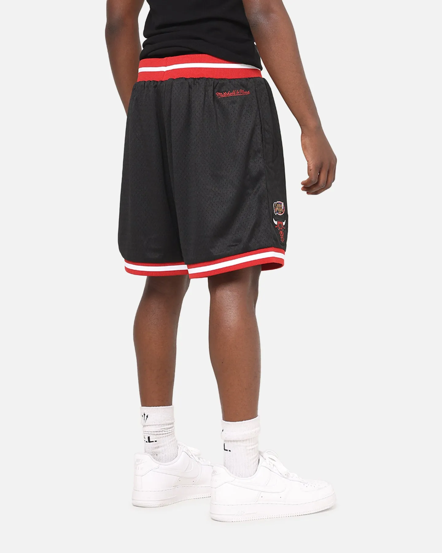 Mitchell & Ness Chicago Bulls Gothic Shorts Black sold by Culture Kings product image thumbnail 5