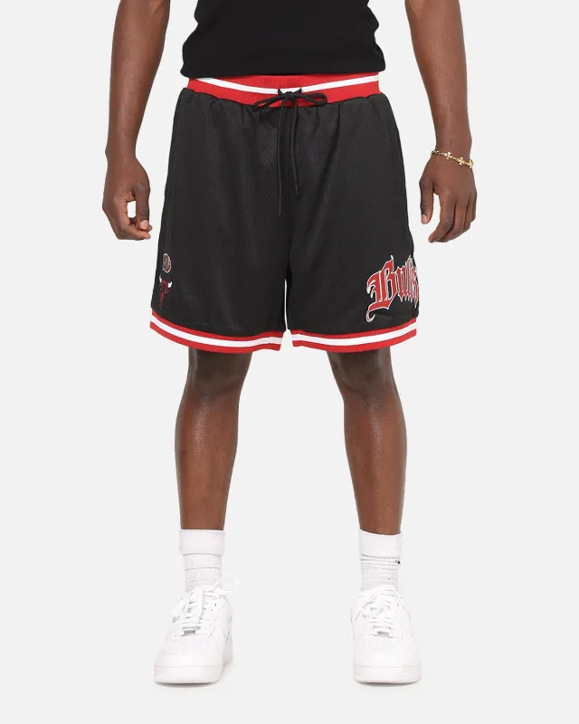 Mitchell & Ness Chicago Bulls Gothic Shorts Black made by Mitchell & Ness