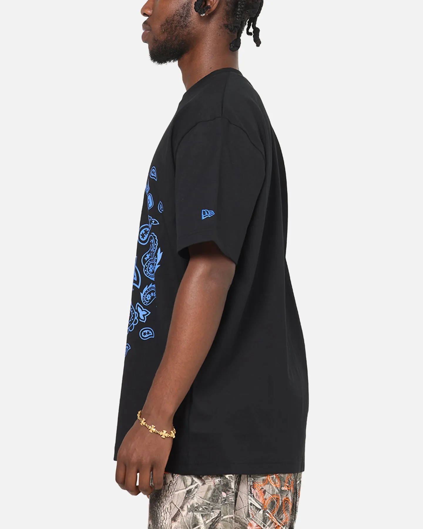New Era Los Angeles Dodgers Paisley Oversized T-Shirt Black sold by Culture Kings product image thumbnail 5