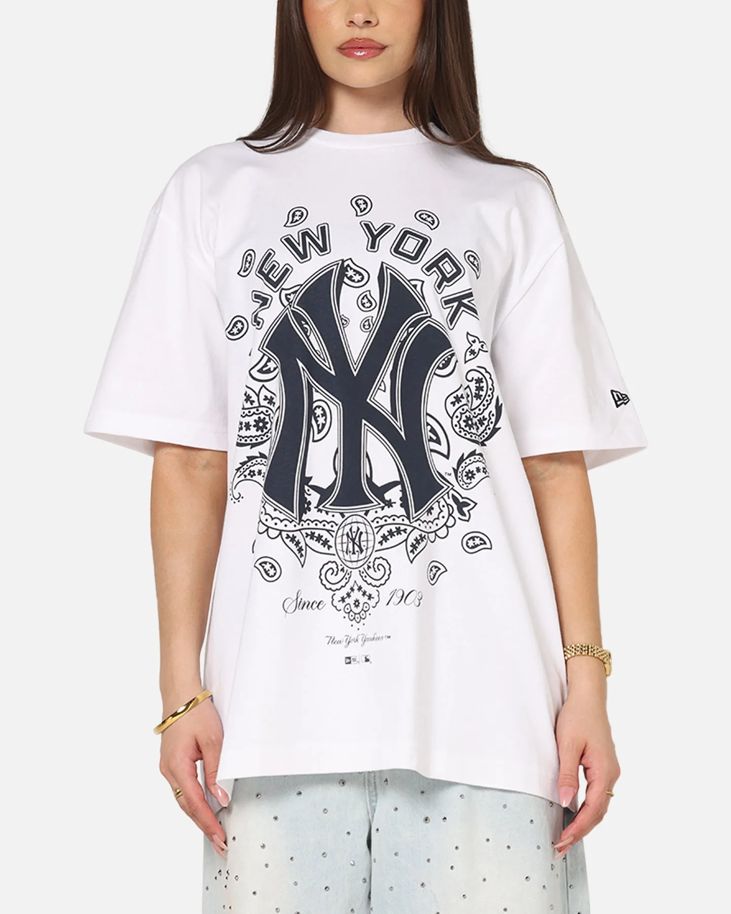 New Era New York Yankees Paisley Oversized T-Shirt White sold by Culture Kings