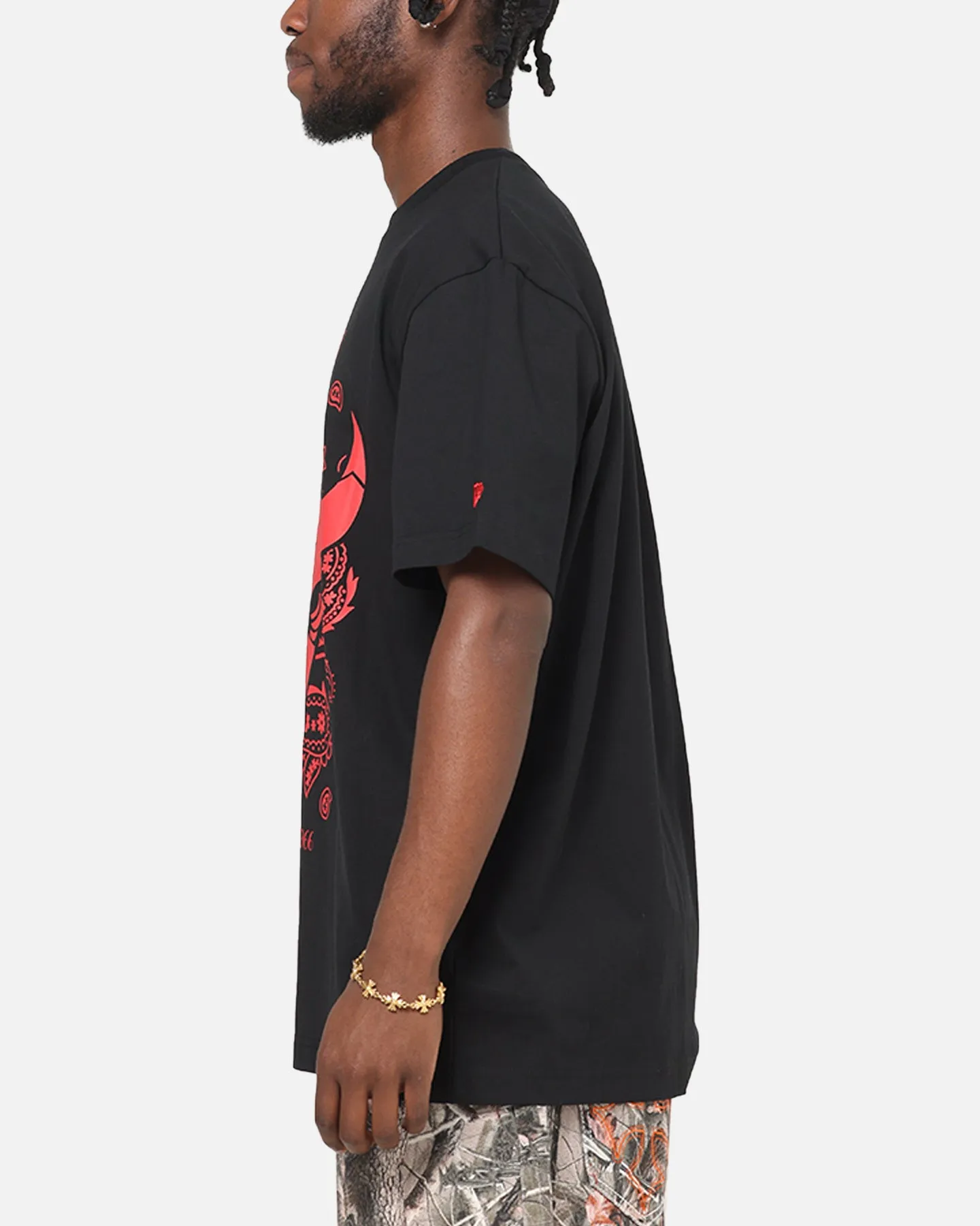 New Era Chicago Bulls Paisley Oversized T-Shirt Black sold by Culture Kings product image thumbnail 5
