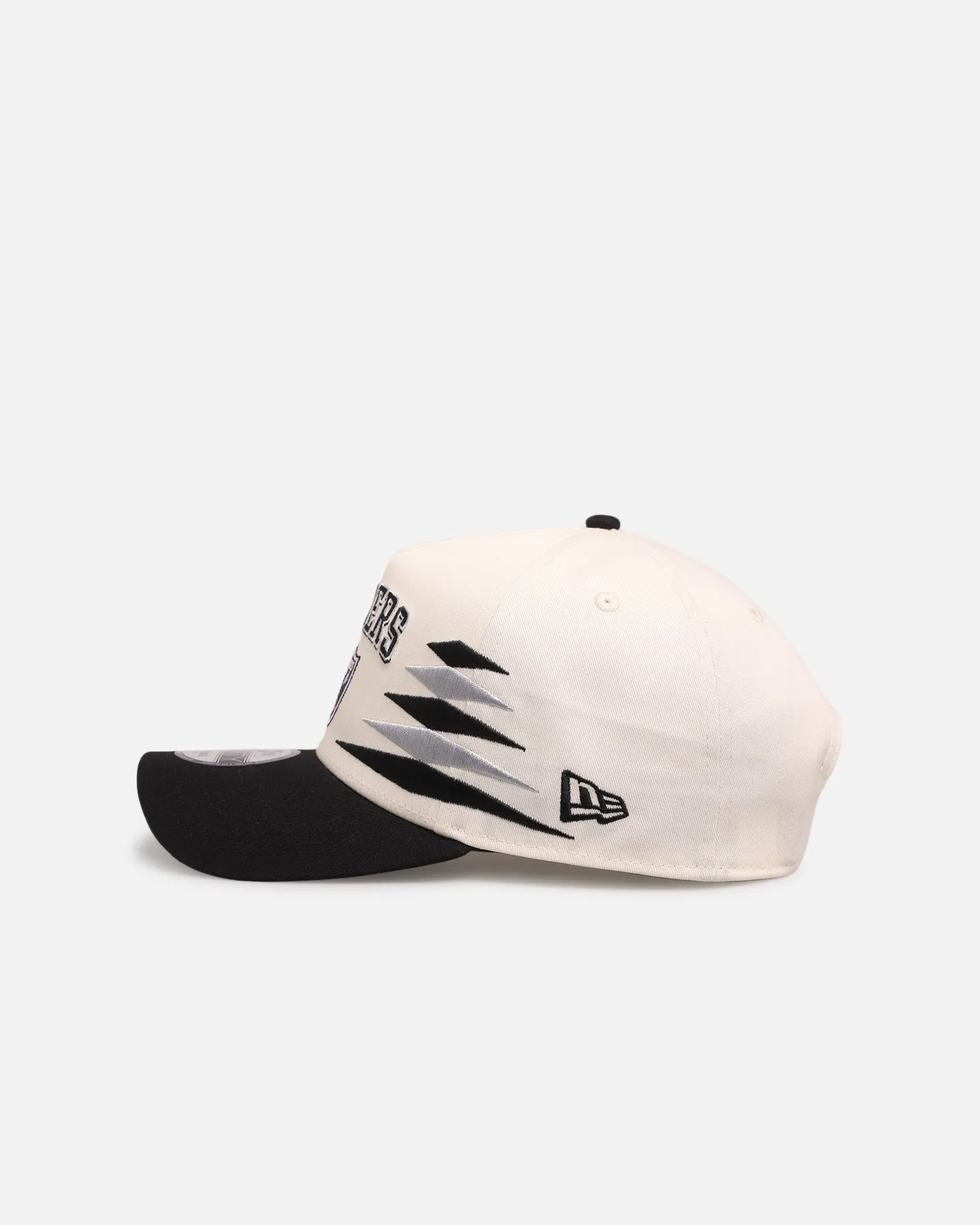 New Era Las Vegas Raiders 'Regency Crown' 9FORTY A-Frame Snapback Chrome White/Black sold by Culture Kings product image thumbnail 4