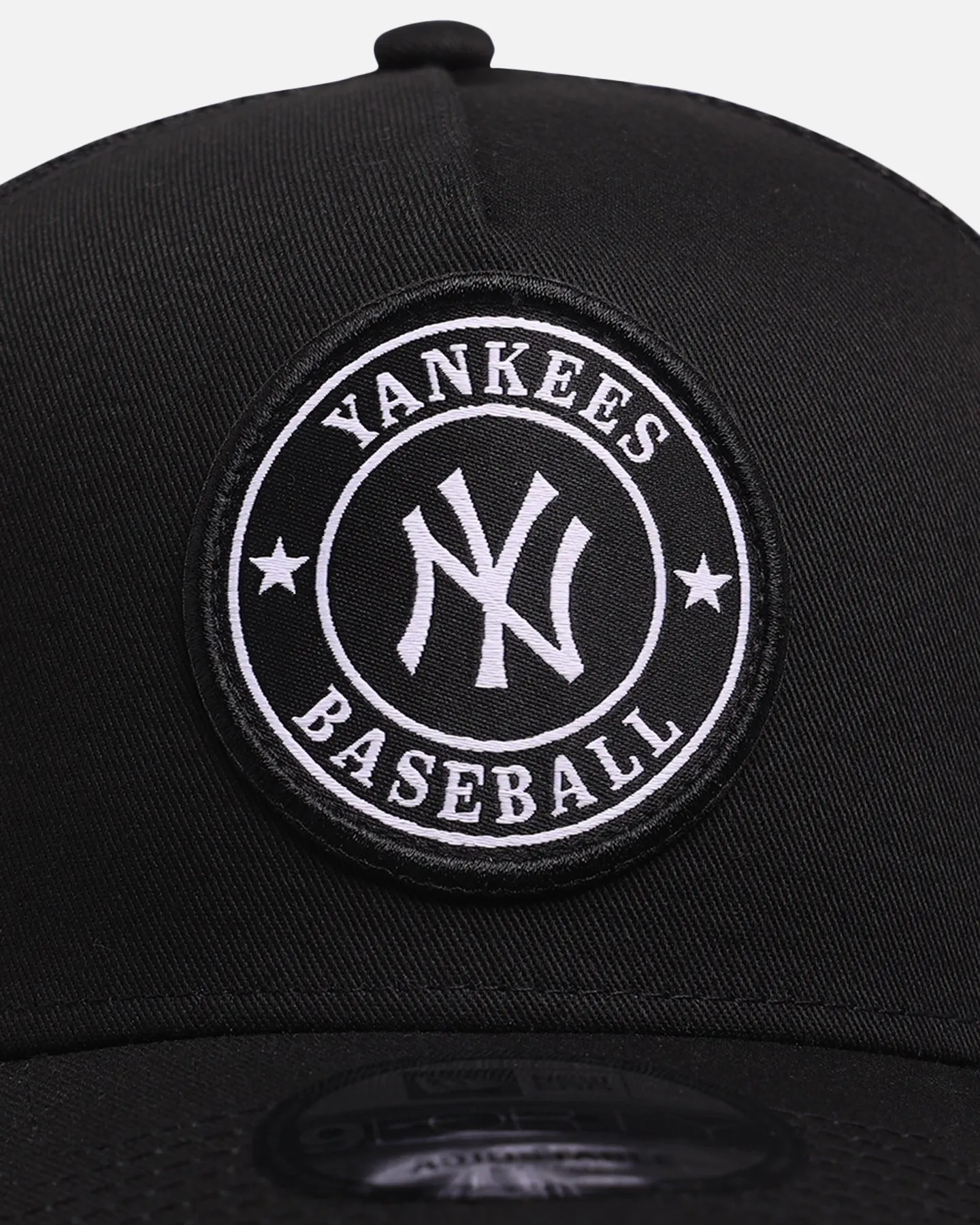 New Era New York Yankees 'Stripe' 9FORTY A-Frame Trucker Snapback Black/White sold by Culture Kings product image thumbnail 5