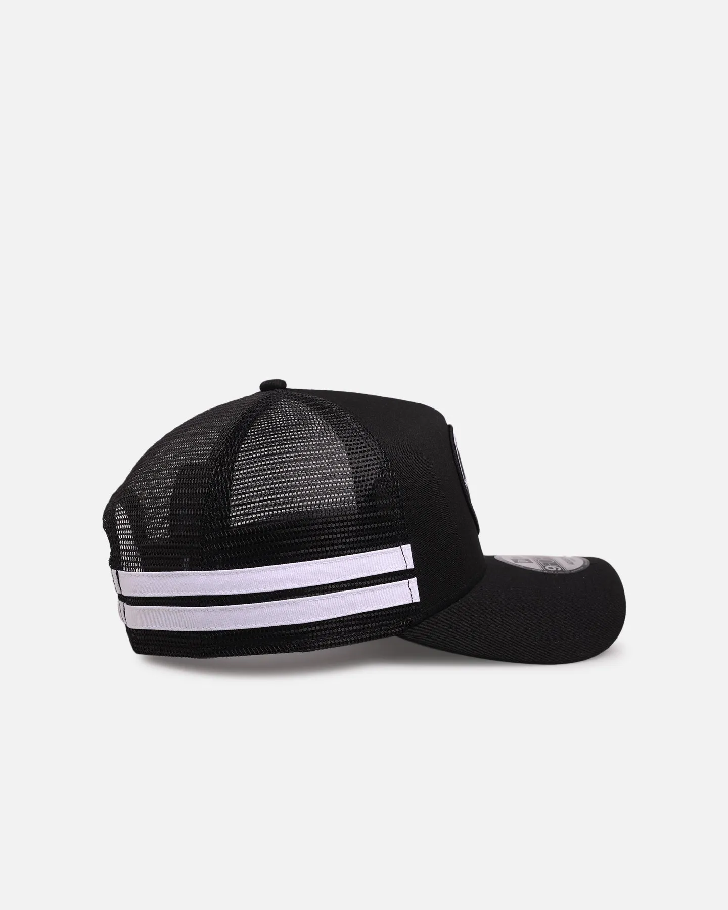 New Era Chicago Bulls 'Stripe' 9FORTY A-Frame Trucker Snapback Black/White sold by Culture Kings product image thumbnail 3