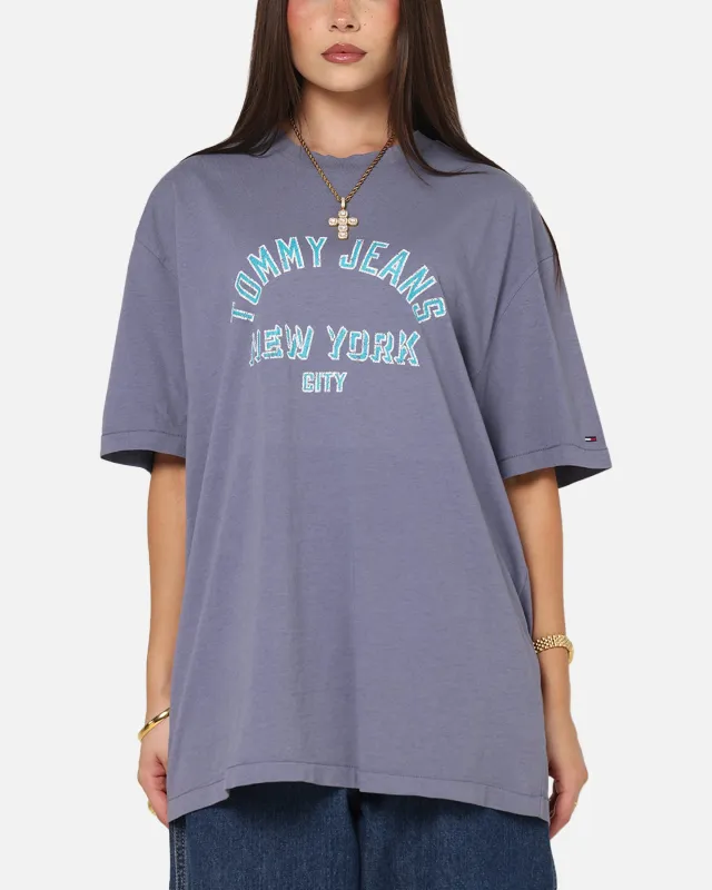 Tommy Jeans Relax Overdyed Varsity T-Shirt Washed Blue made by Culture Kings