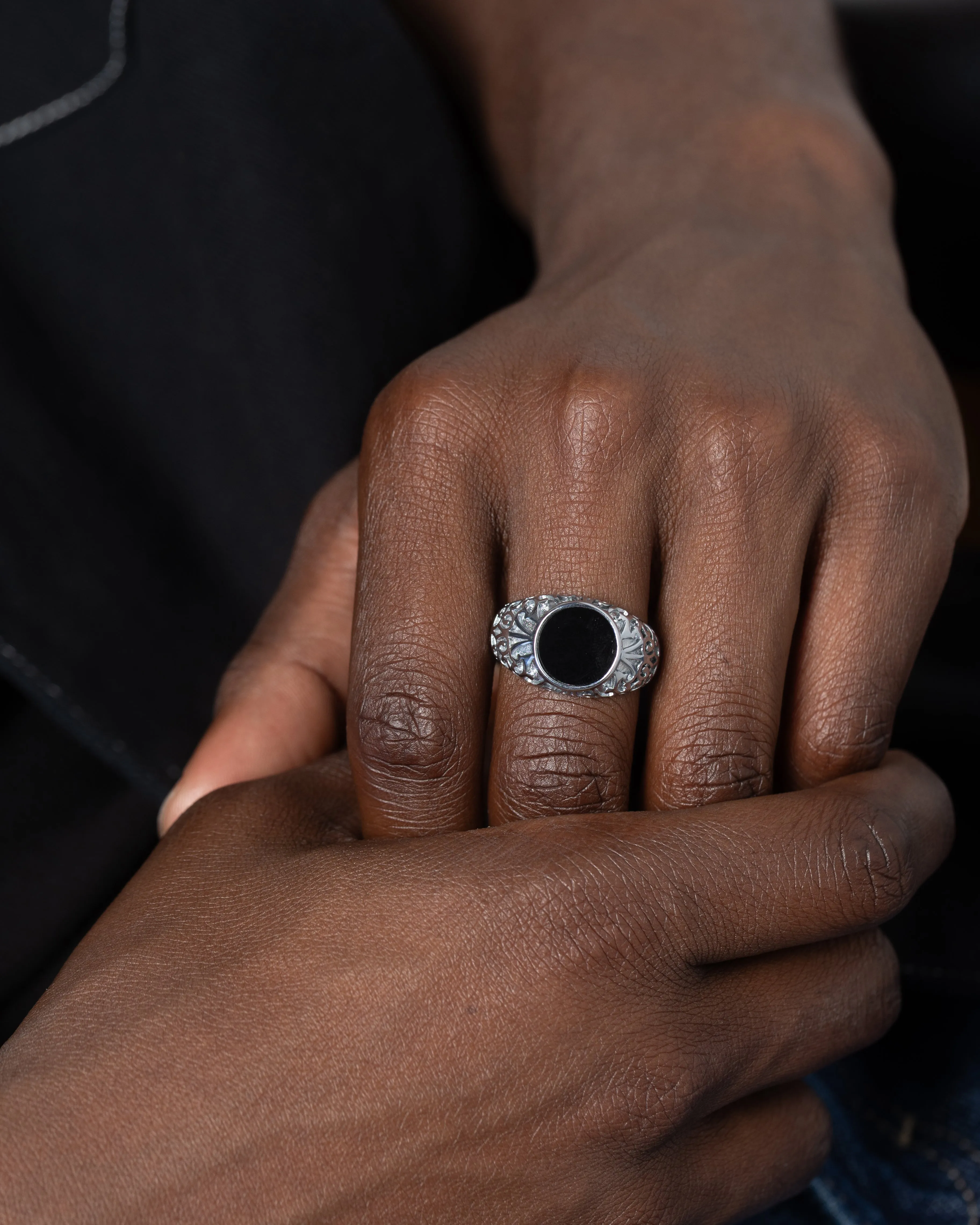 Saint Morta Onyx Round Ring White Gold sold by Culture Kings product image thumbnail 2