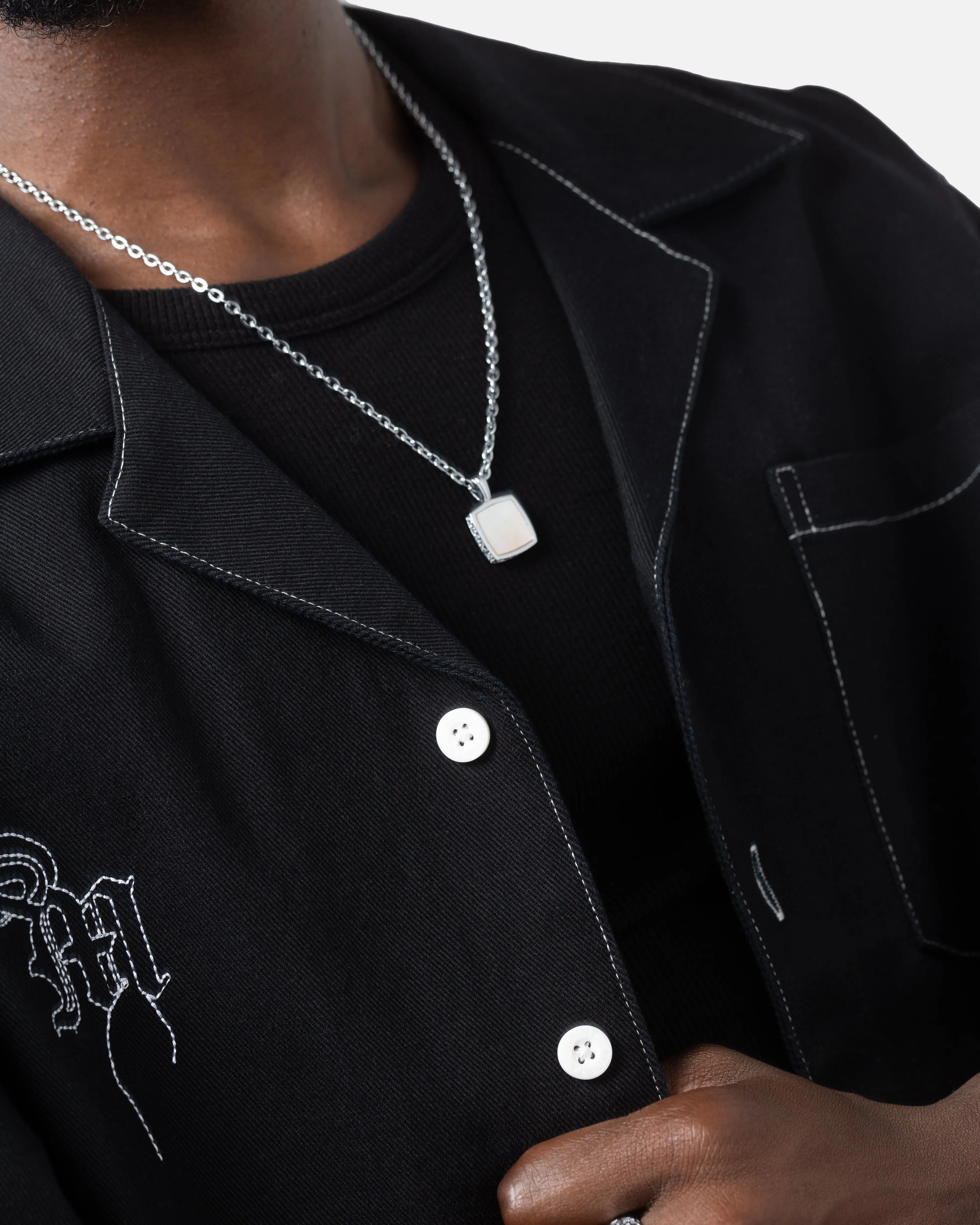 Saint Morta Onyx Square Ring White Gold sold by Culture Kings product image thumbnail 4