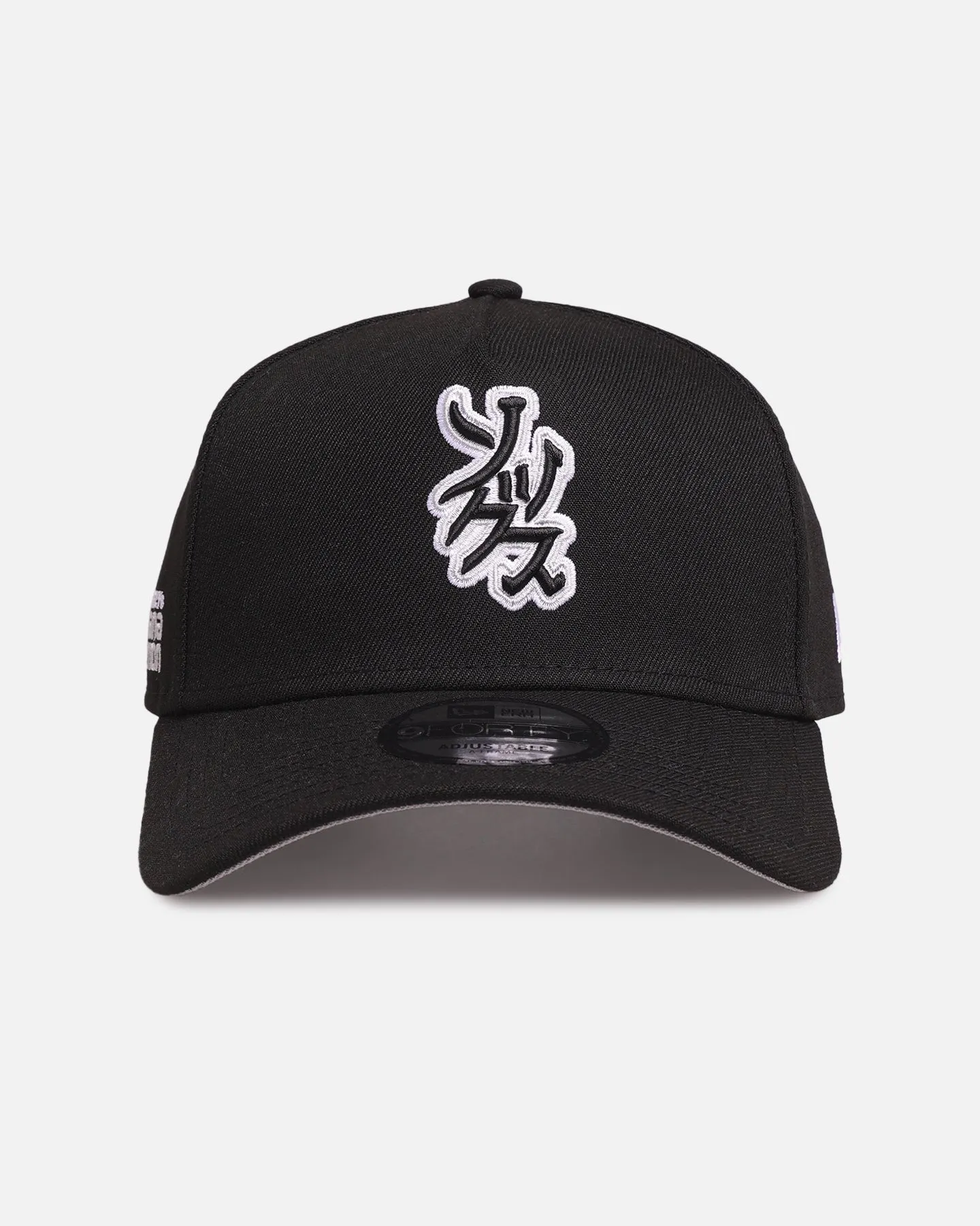 New Era Chicago White Sox 'Hyperfly Katakana x MLB' 9FORTY A-Frame Snapback Official Team Colour sold by Culture Kings