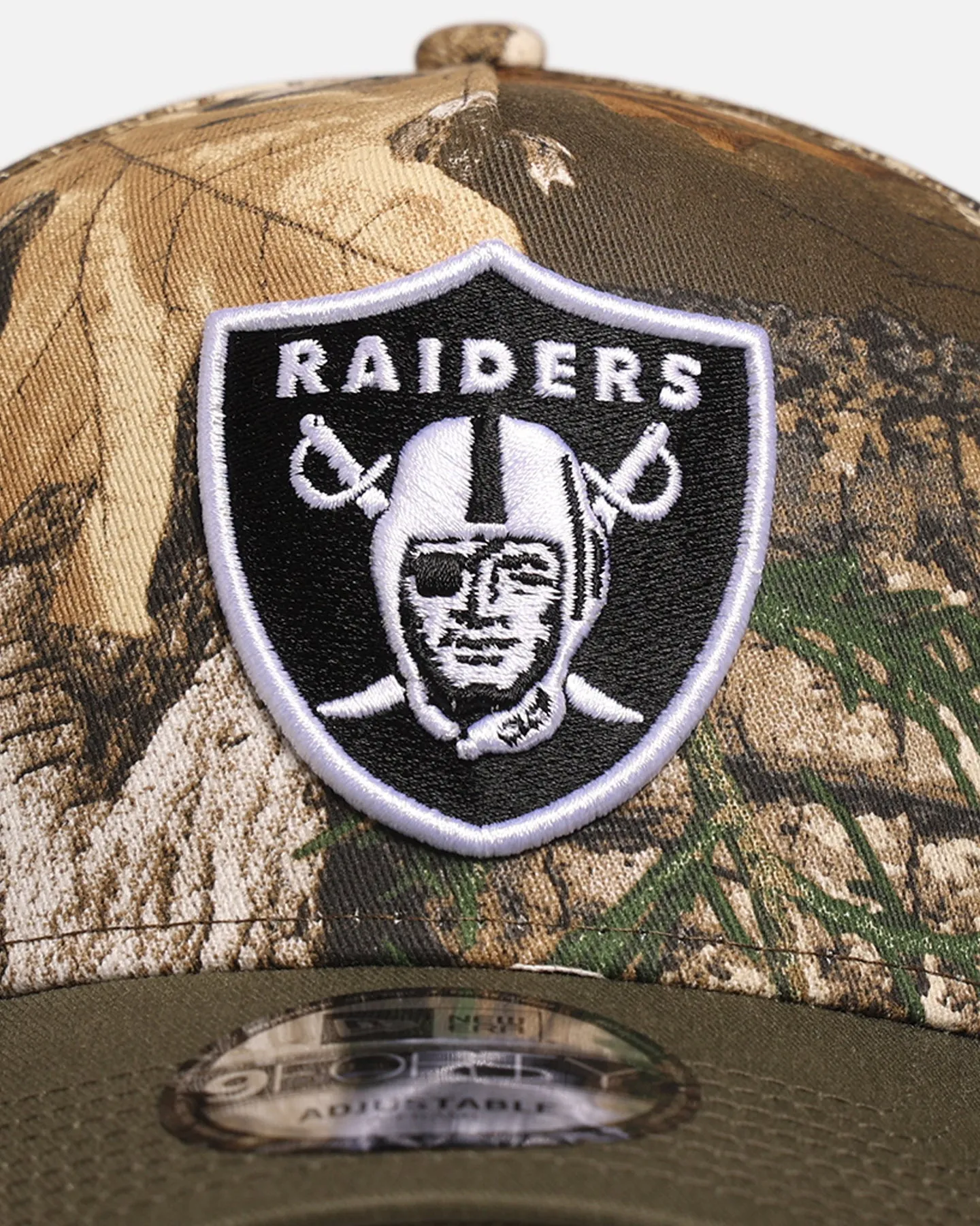 New Era Las Vegas Raiders 'NFL Season Kick Off' 9FORTY A-Frame Snapback Realtree/Olive sold by Culture Kings product image thumbnail 5