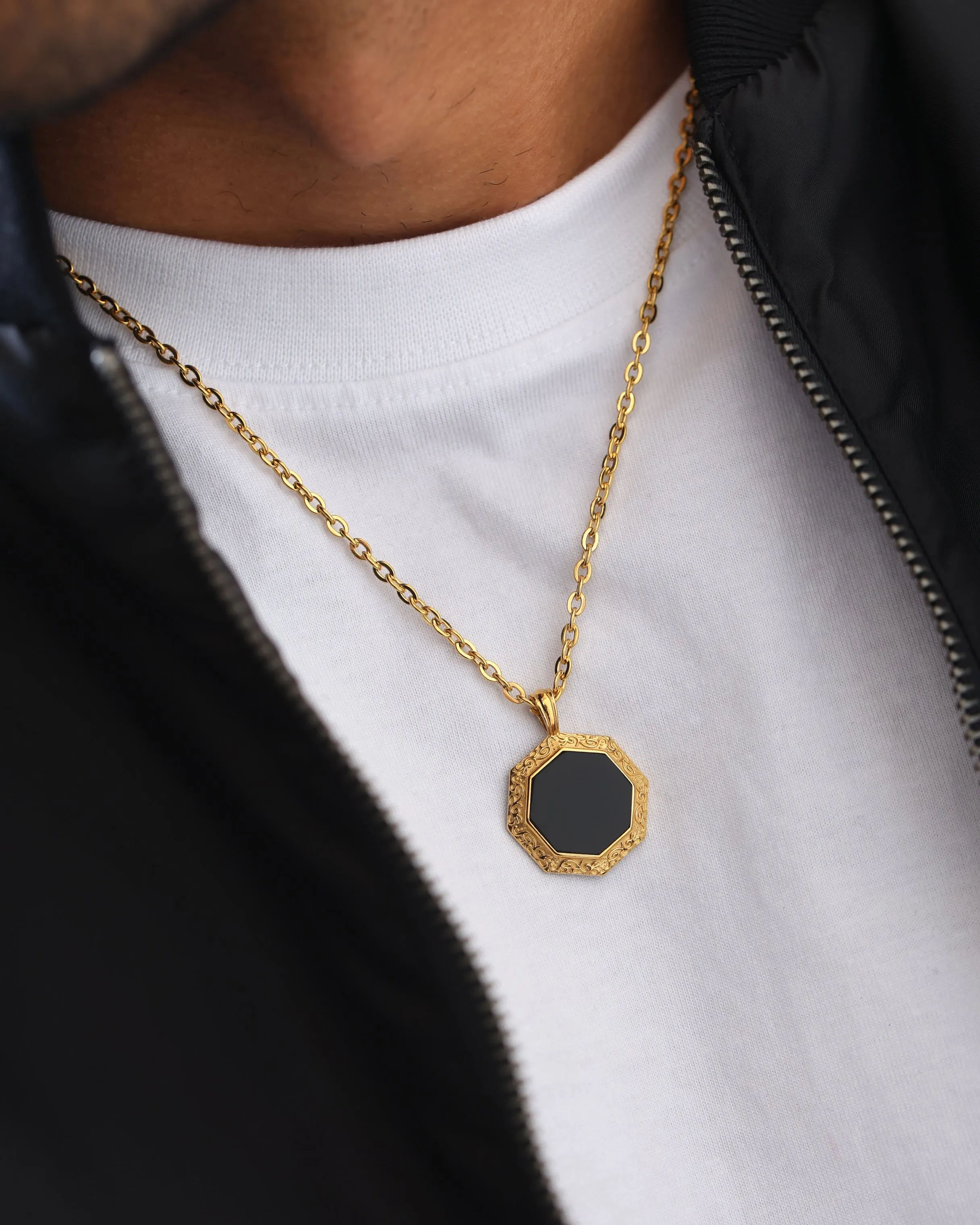 Saint Morta Onyx Octagon Pendant Chain Gold sold by Culture Kings product image thumbnail 2