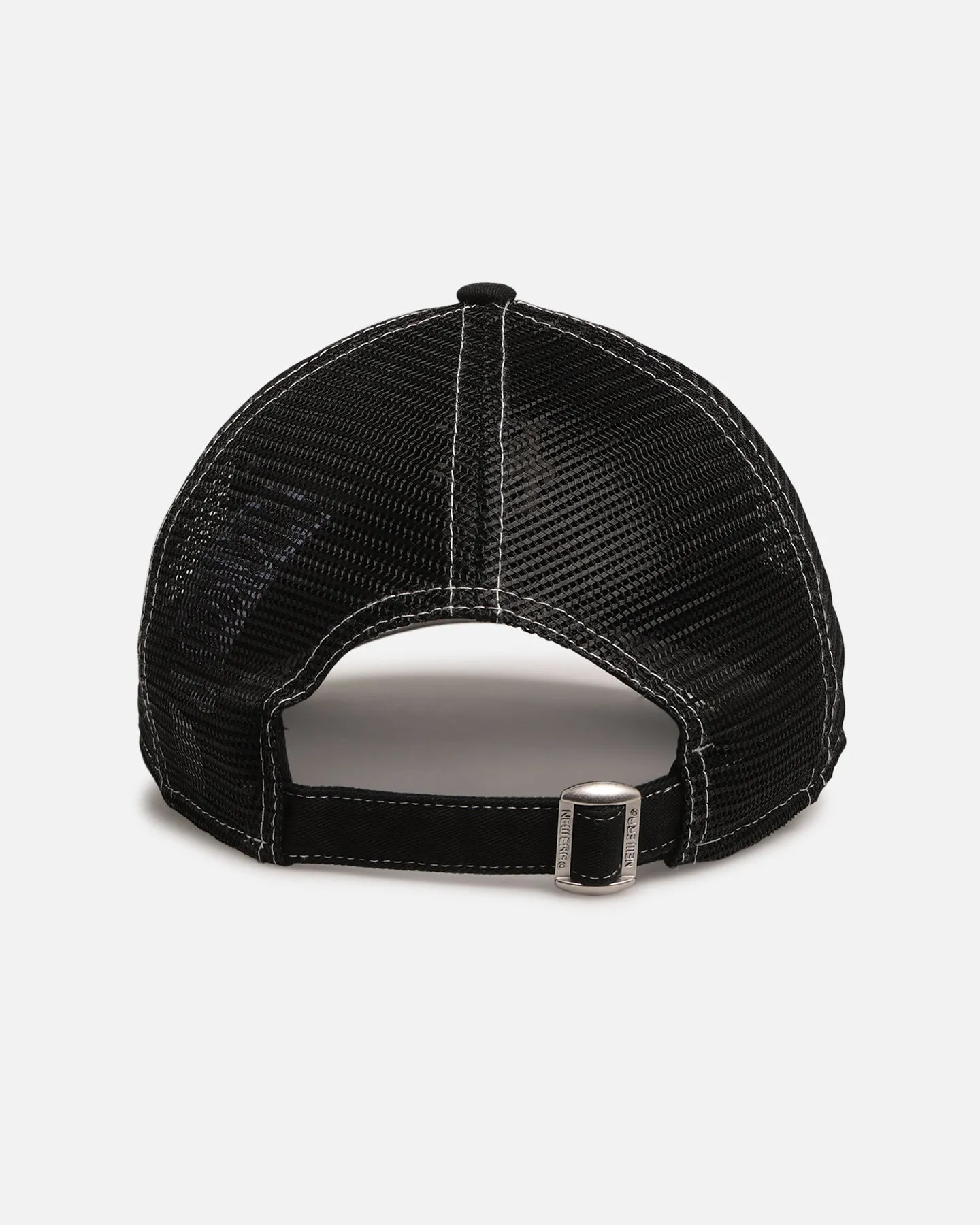 New Era New York Mets 'Contrast Chrome' 9TWENTY Casual Trucker Strapback Black sold by Culture Kings product image thumbnail 2