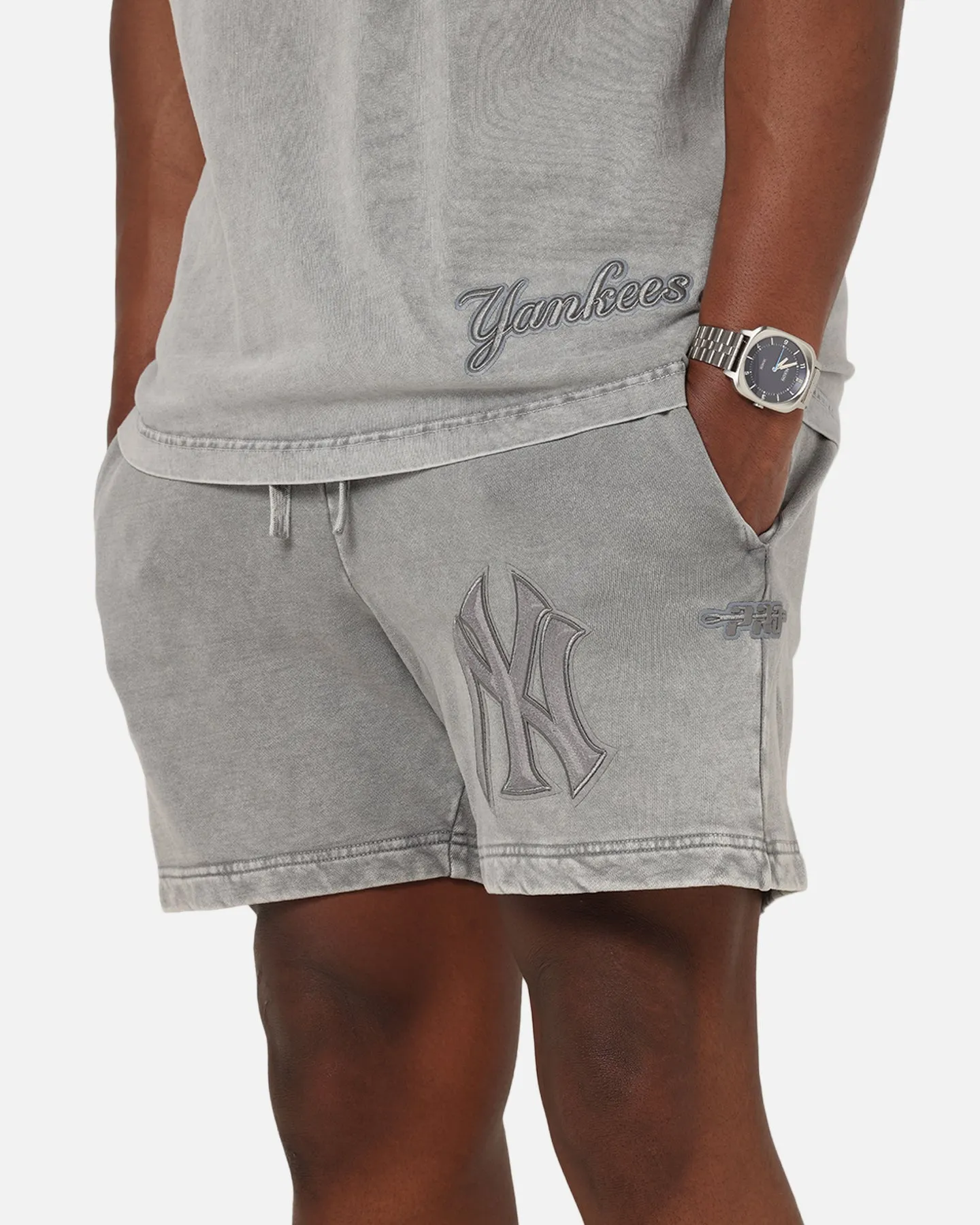 Pro Standard New York Yankees Washed Classic Shorts Washed Grey sold by Culture Kings product image thumbnail 3