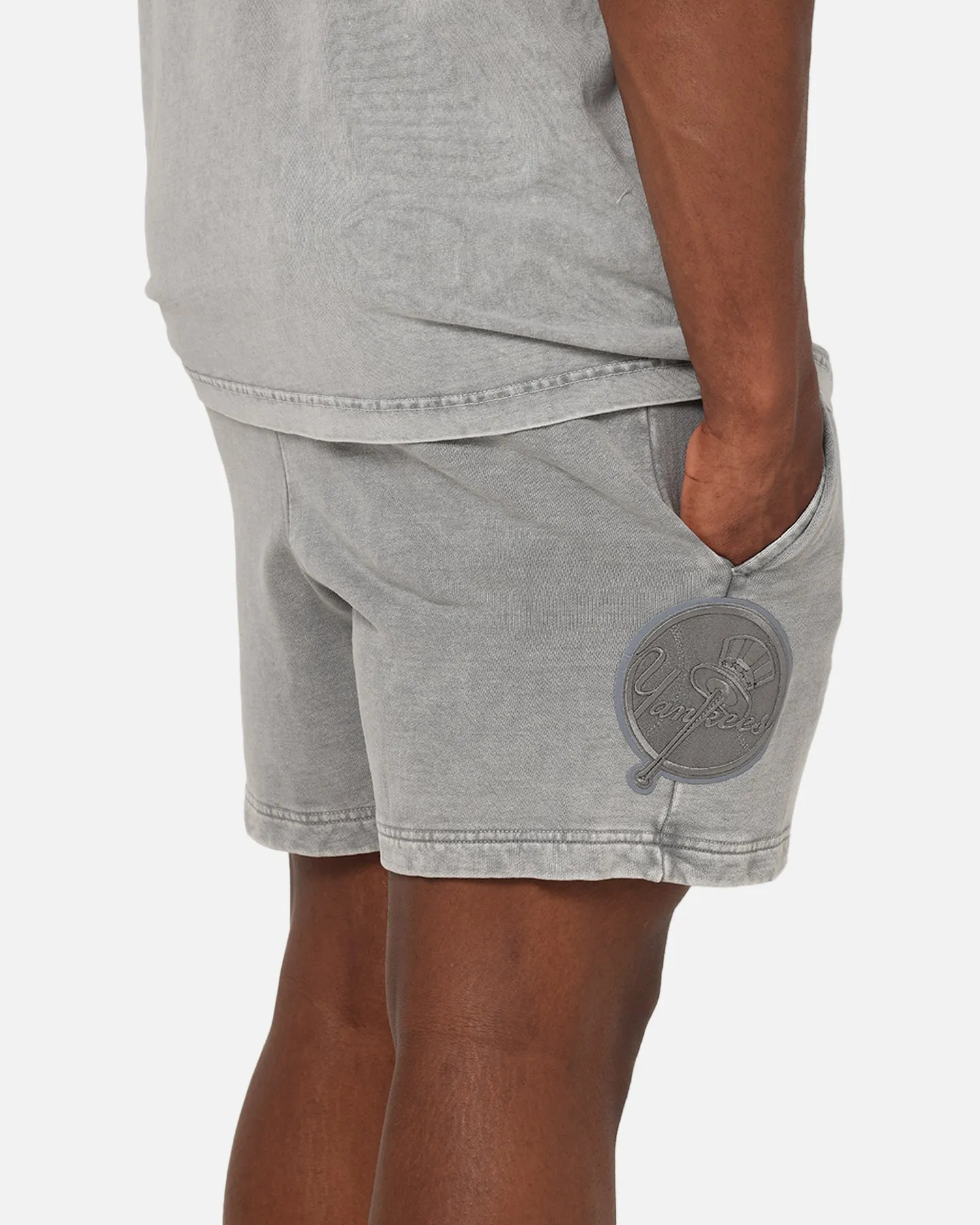 Pro Standard New York Yankees Washed Classic Shorts Washed Grey sold by Culture Kings product image thumbnail 4