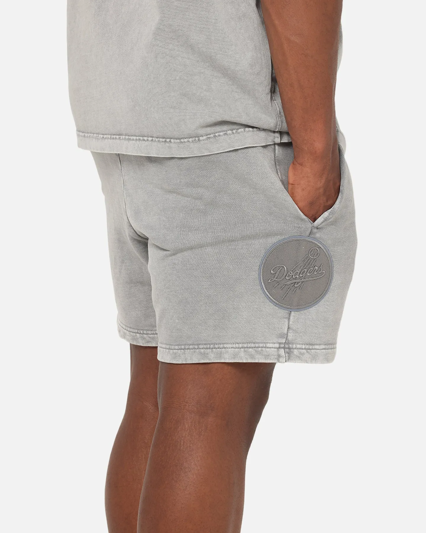 Pro Standard Los Angeles Dodgers Washed Classic Shorts Washed Grey sold by Culture Kings product image thumbnail 4