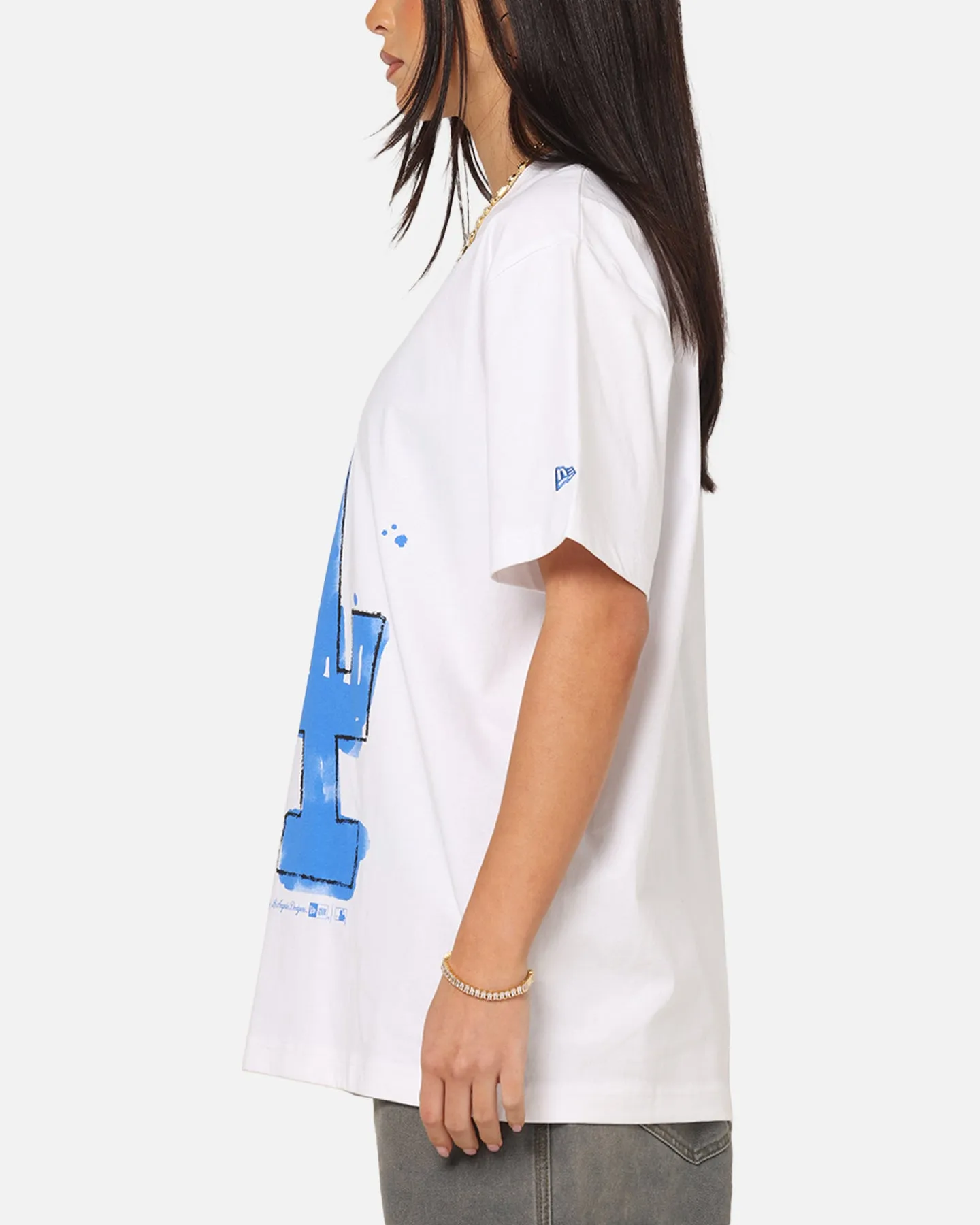 New Era Los Angeles Dodgers Oversized Paint T-Shirt White sold by Culture Kings product image thumbnail 5