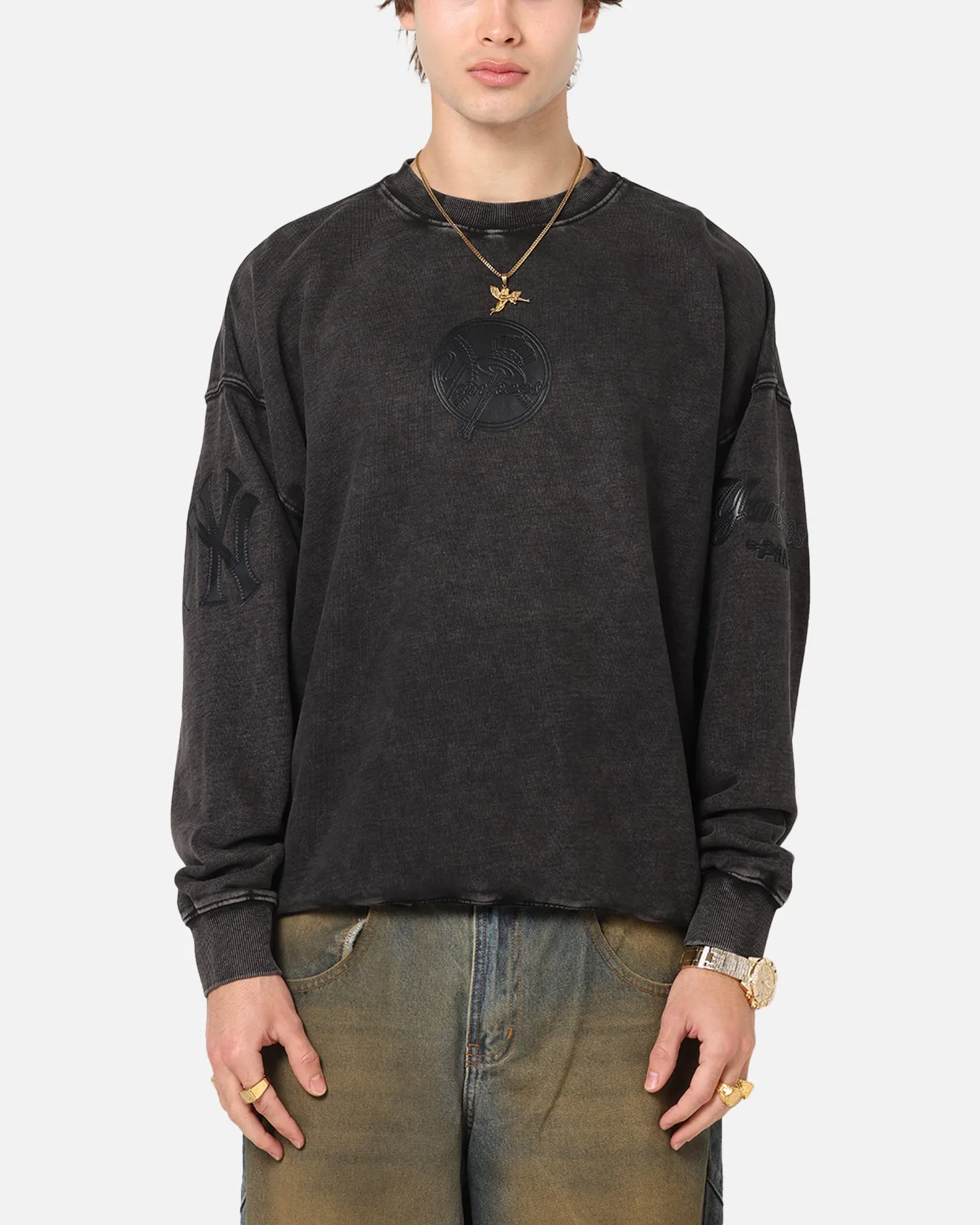 Pro Standard New York Yankees 'Wash Vanguard' Fleece Crewneck Washed Black sold by Culture Kings