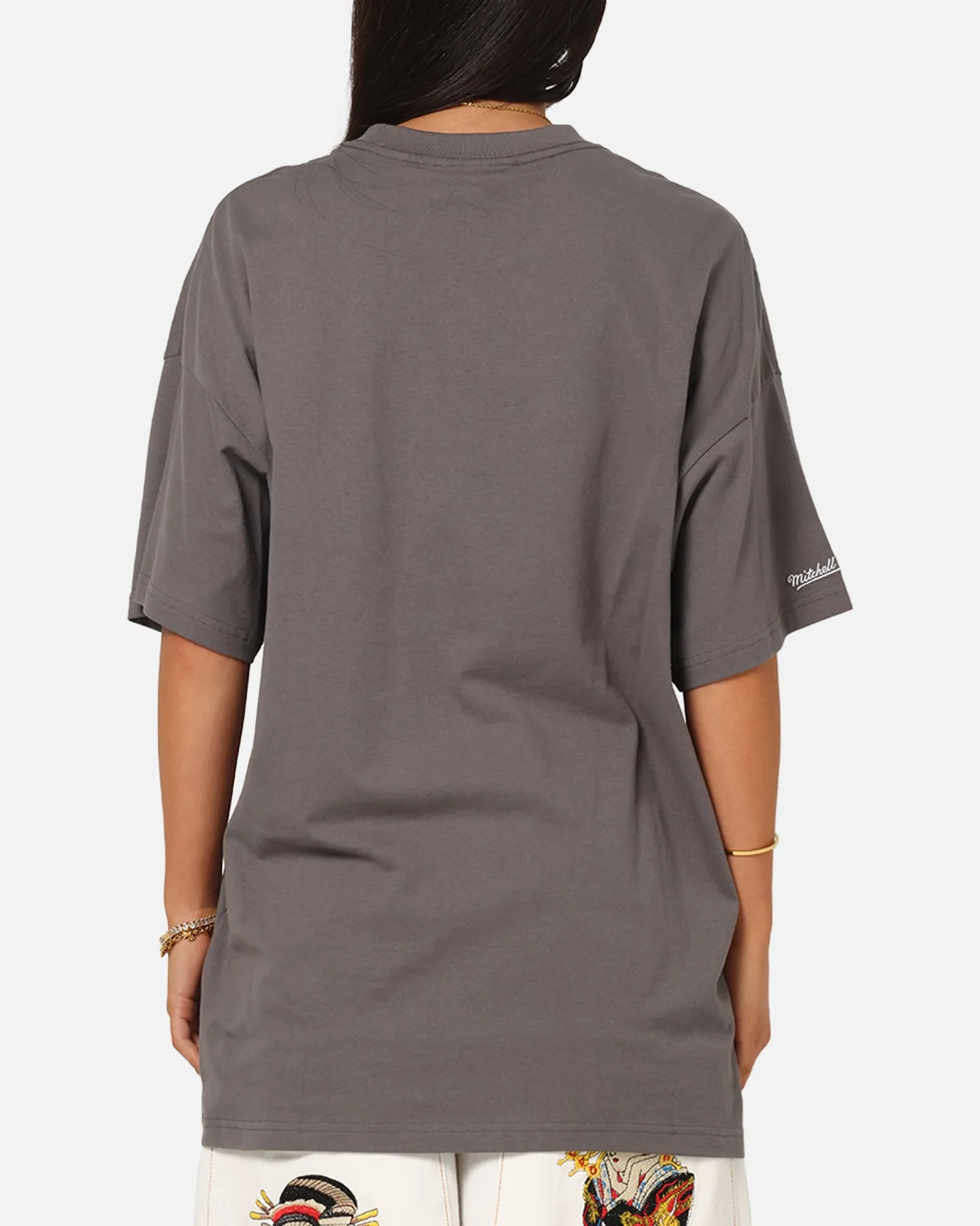 Mitchell & Ness Chicago Bulls Dennis Rodman Big Head T-Shirt Charcoal Grey sold by Culture Kings product image thumbnail 3