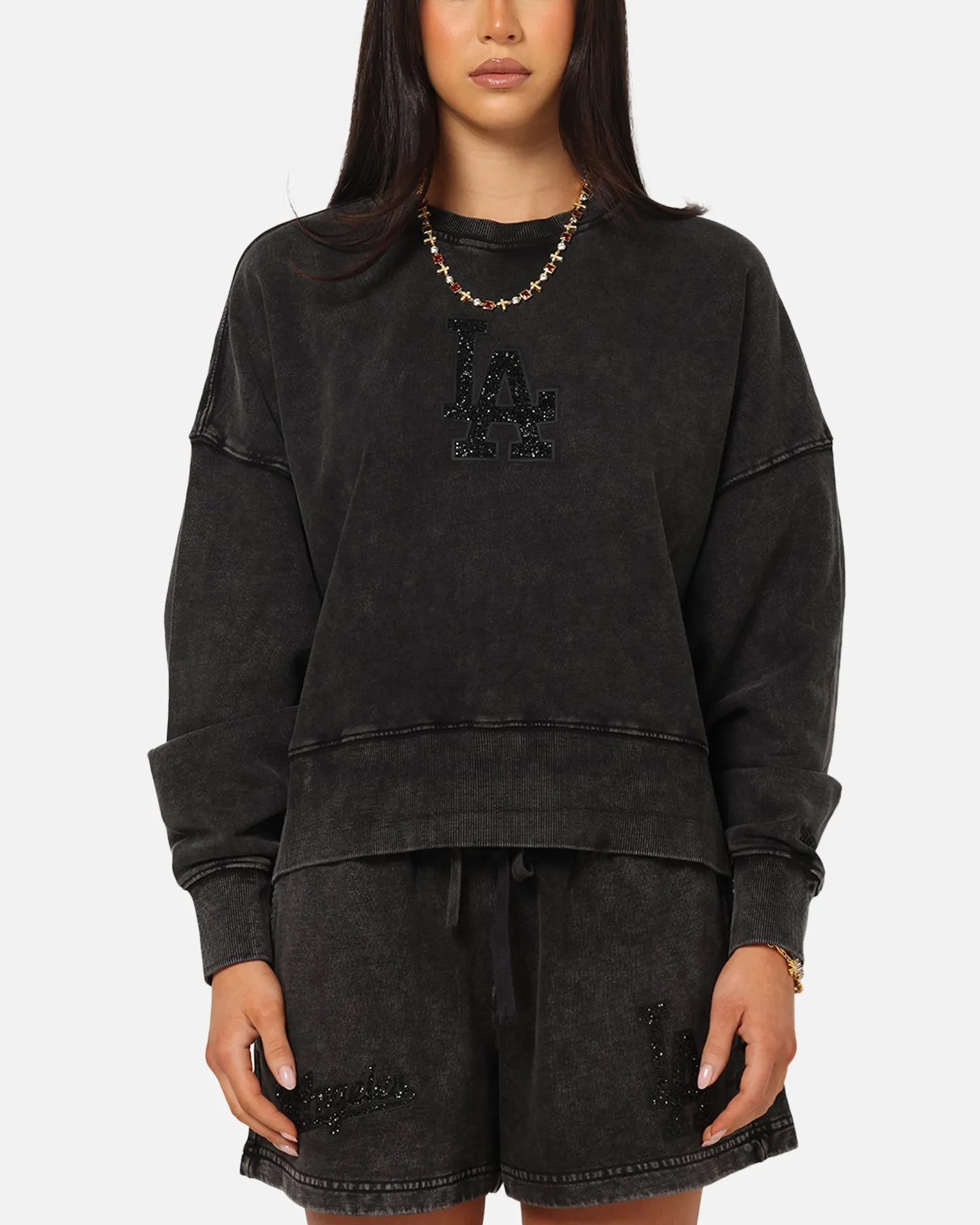 Pro Standard Women's Los Angeles Dodgers Washed Crystaline Crewneck Washed Black sold by Culture Kings