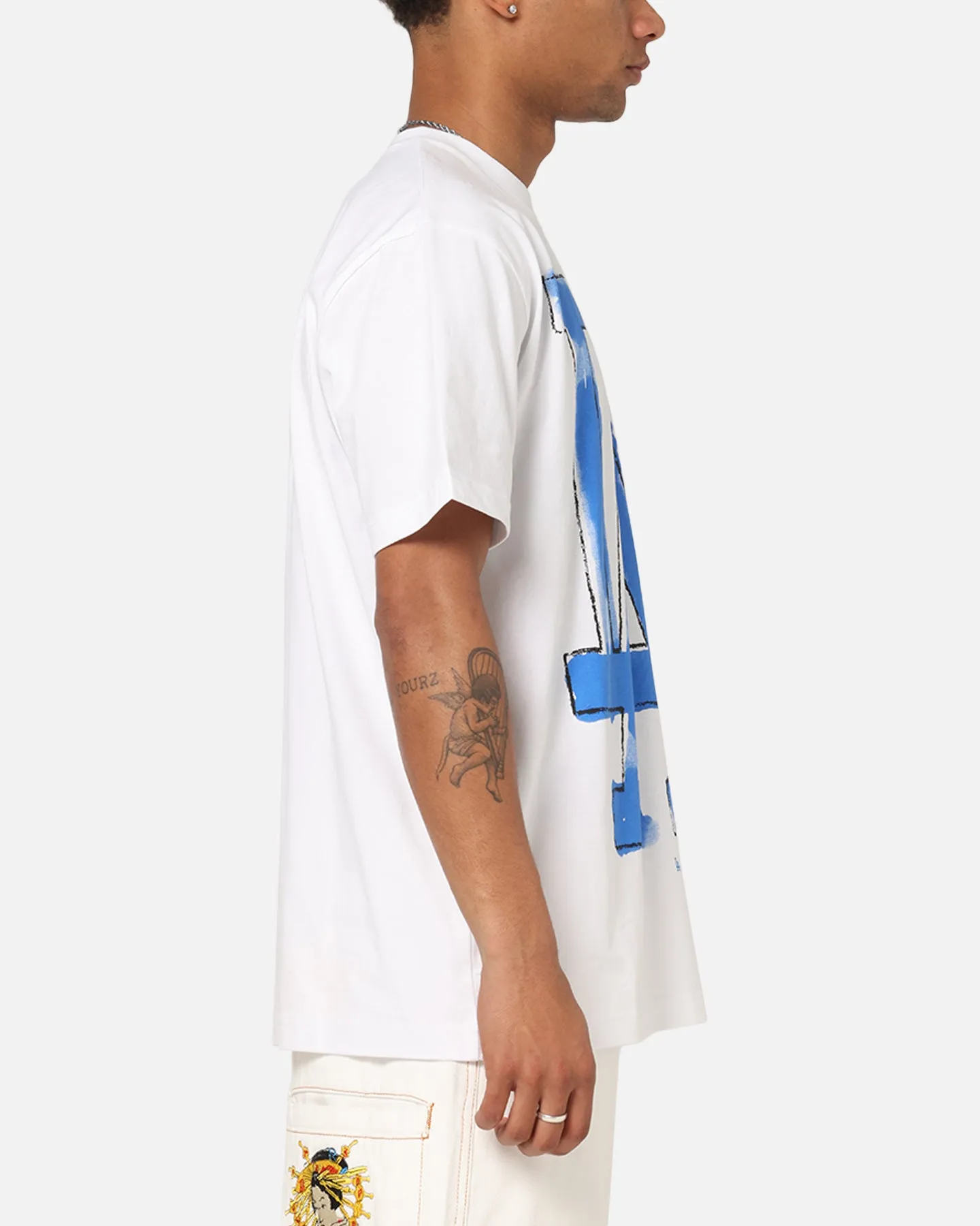 New Era Los Angeles Dodgers Oversized Paint T-Shirt White sold by Culture Kings product image thumbnail 4
