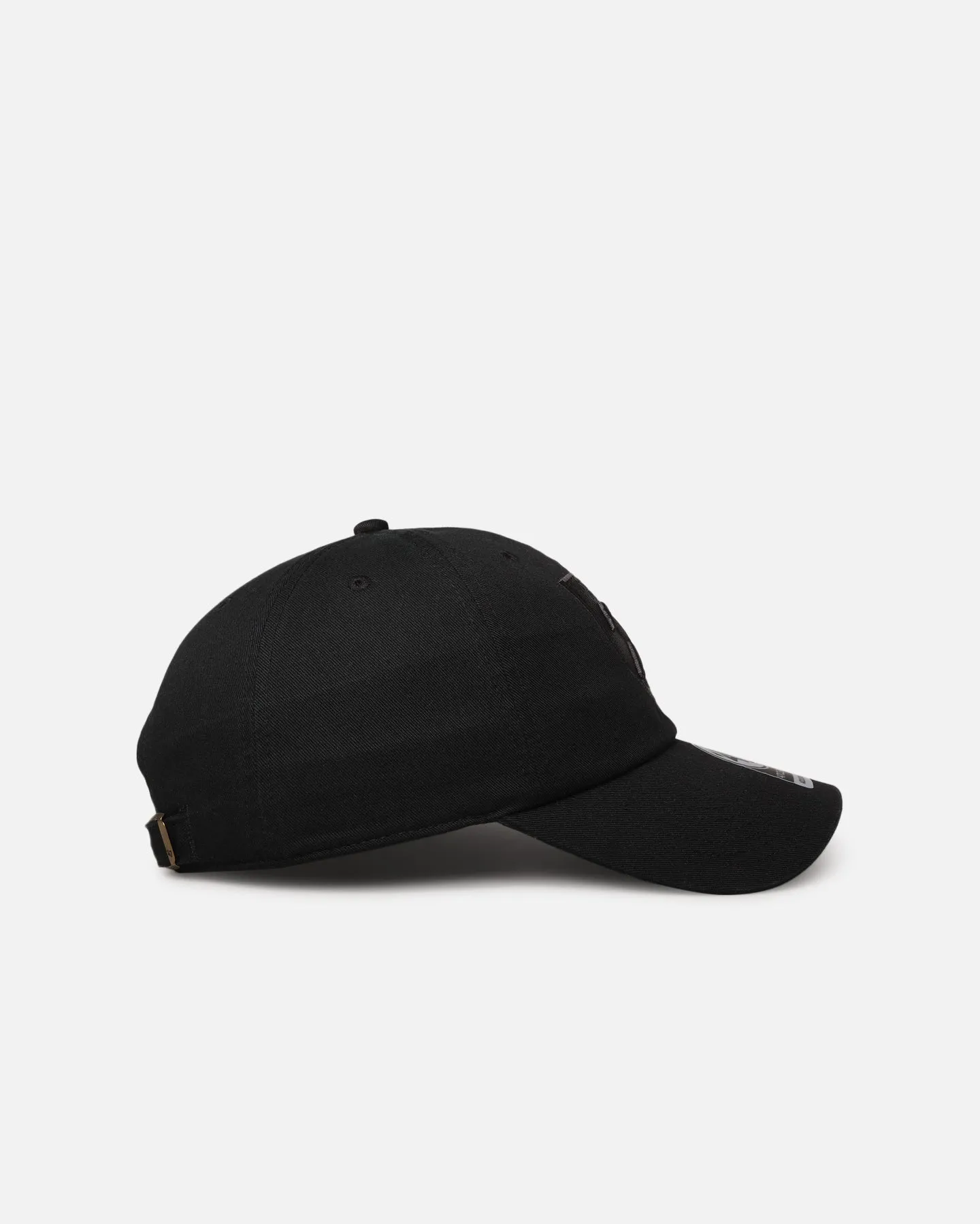 47 Brand West Ham 47 Clean Up Strapback Black/Black sold by Culture Kings product image thumbnail 3
