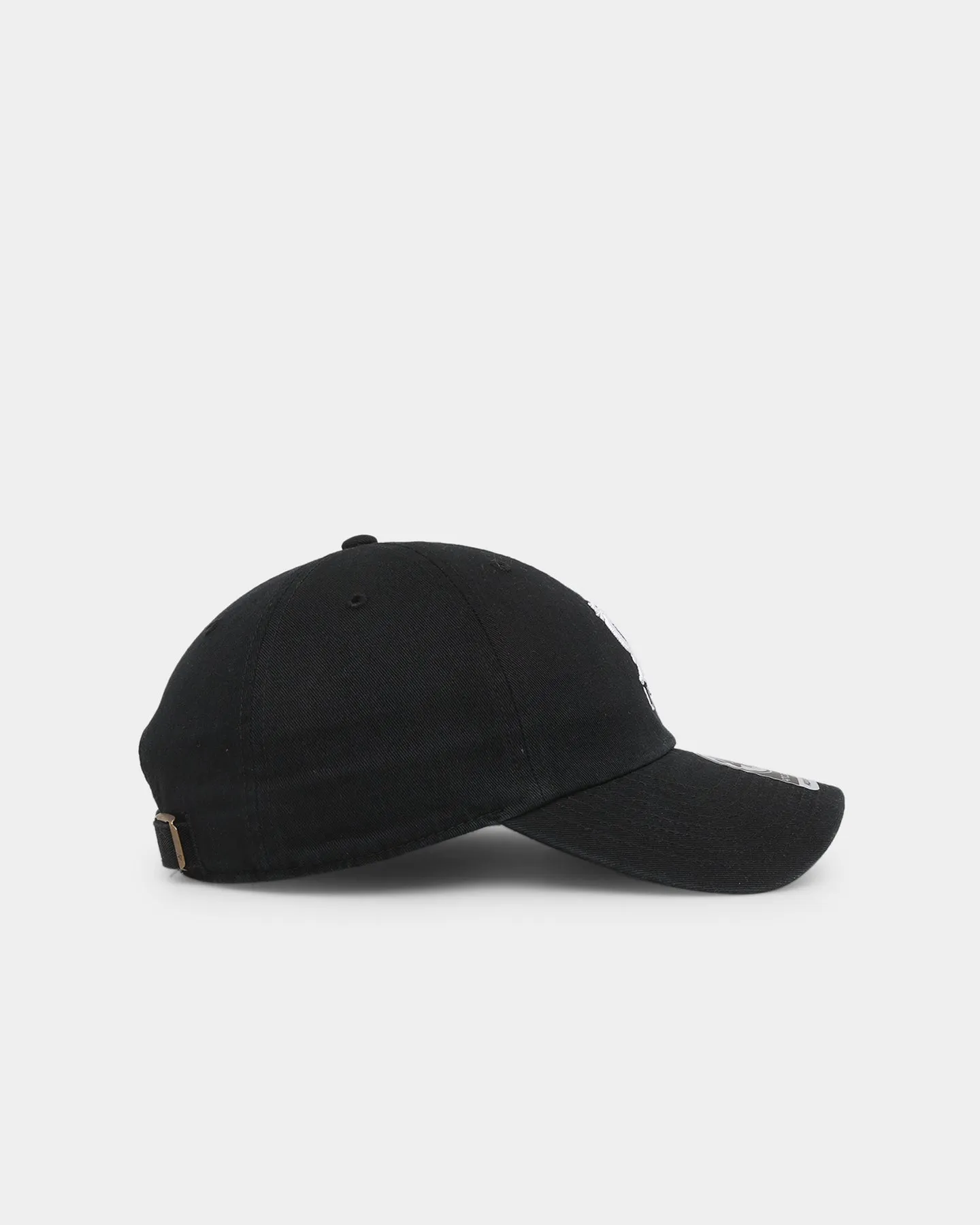 47 Brand Liverpool Football Club Clean Up Strapback Black sold by Culture Kings product image thumbnail 3