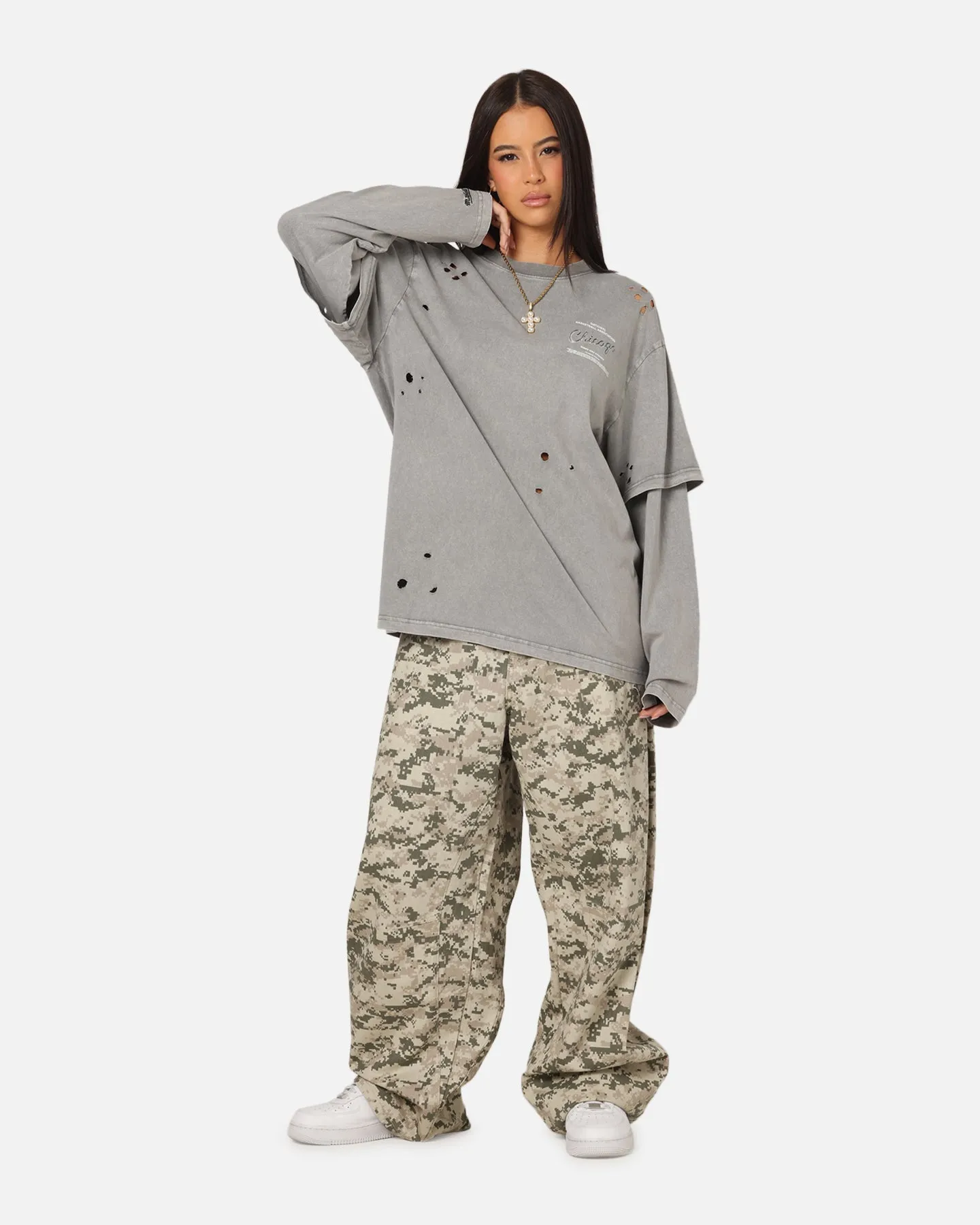 Mitchell & Ness Chicago Bulls Chromed Mock Long Sleeve T-Shirt Gunmental Grey sold by Culture Kings product image thumbnail 4