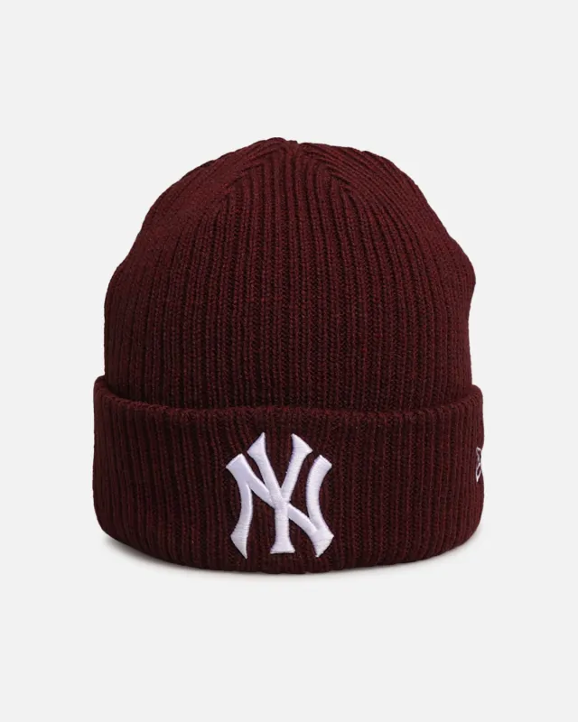 New Era New York Yankees 'Melange' Knitted Beanie Burgundy made by New Era
