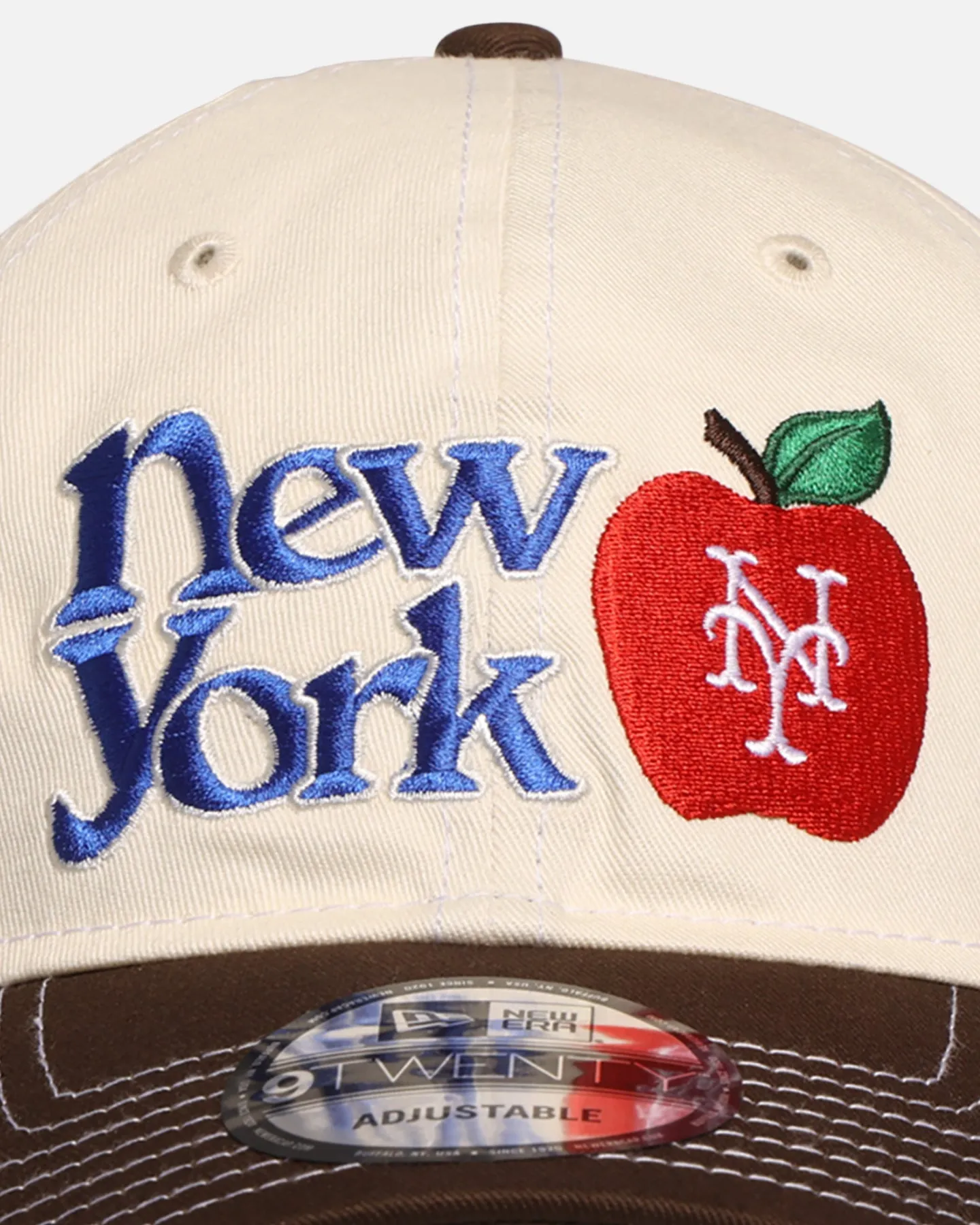 New Era New York Yankees ' Big Apple' 9TWENTY Strapback White/Navy sold by Culture Kings product image thumbnail 5