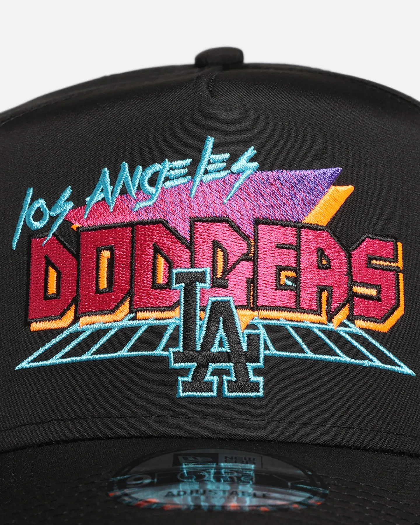 New Era Los Angeles Dodgers 'Retro Arcade' 9FORTY A-Frame Snapback Black sold by Culture Kings product image thumbnail 5